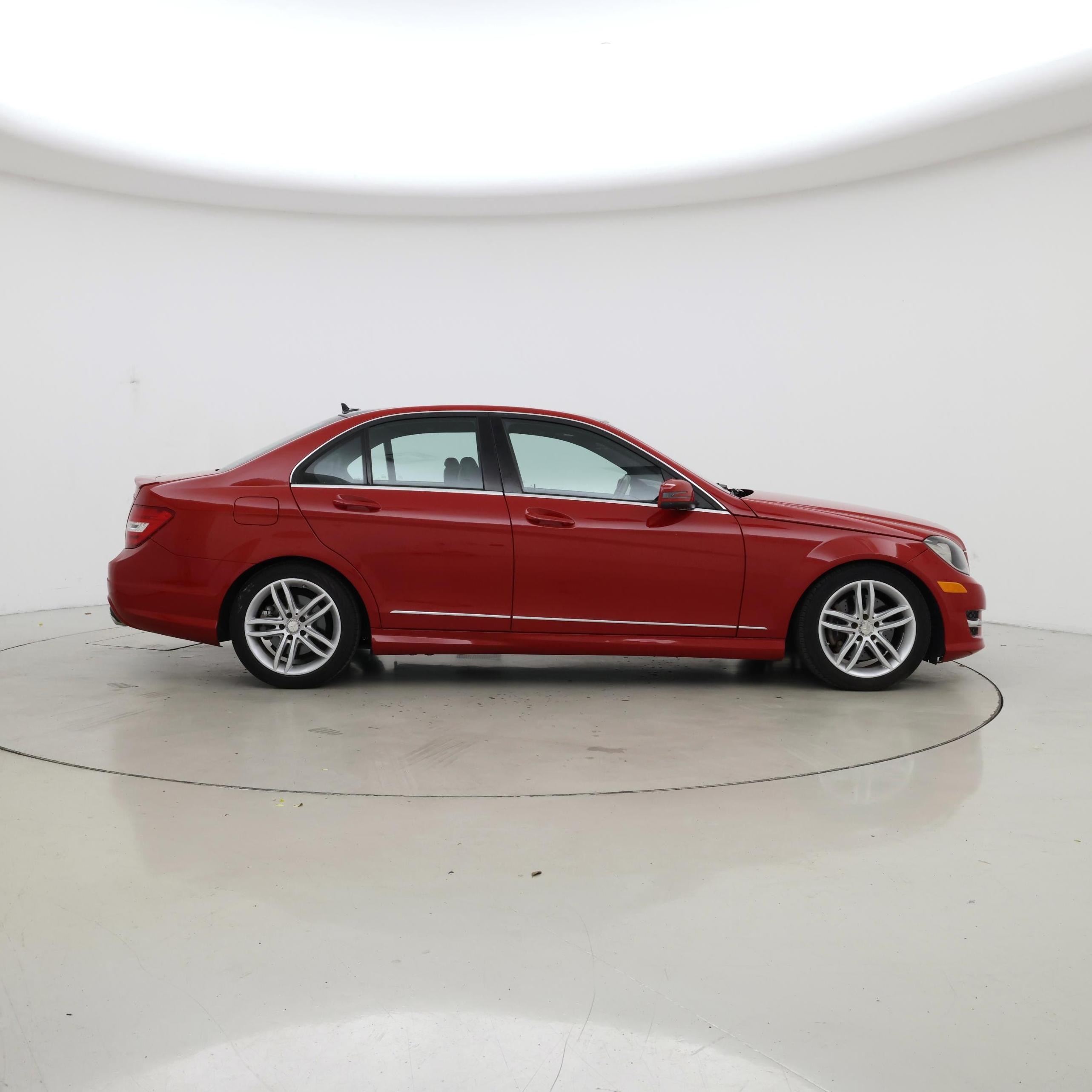 Thumbnail: 2014 Mercedes-Benz C-Class - 7