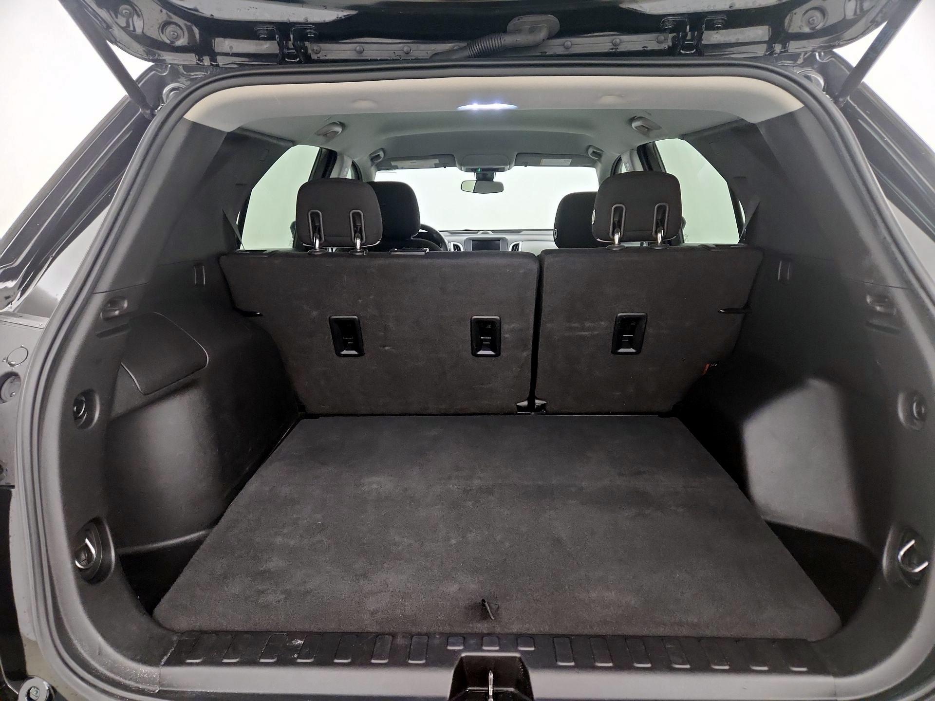 Thumbnail: 2020 Chevrolet Equinox - 20
