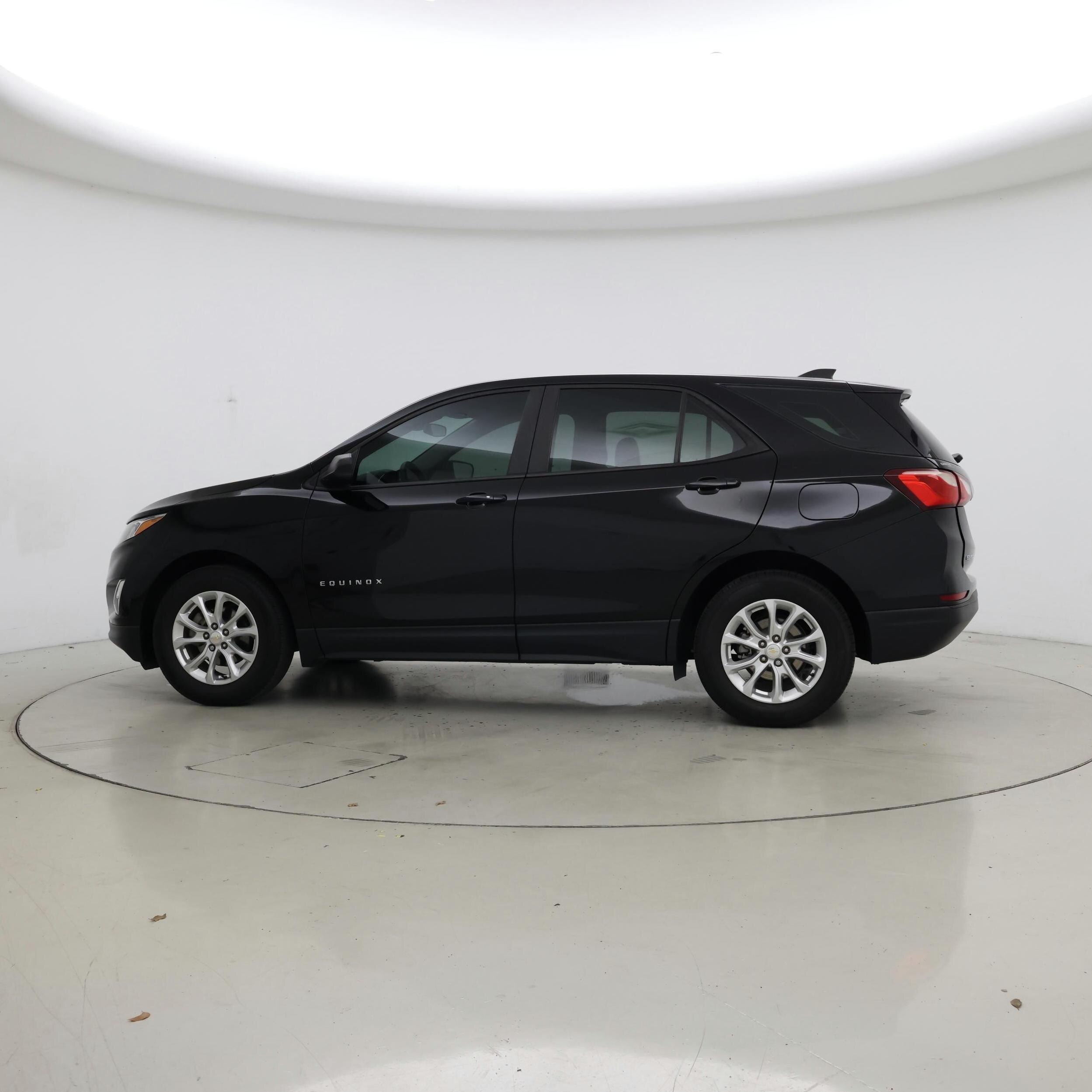 Thumbnail: 2020 Chevrolet Equinox - 3
