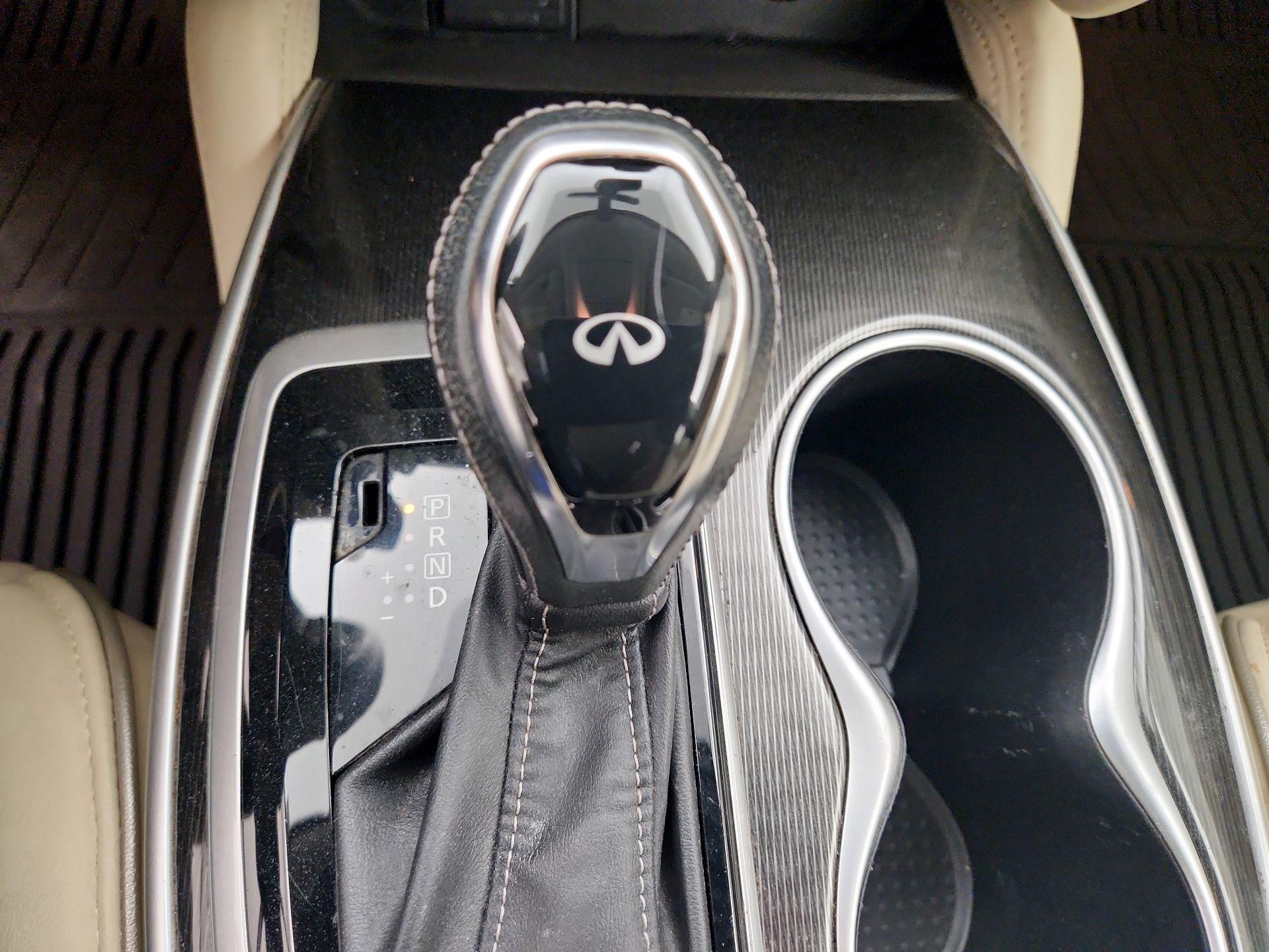 Thumbnail: 2020 INFINITI QX60 - 17