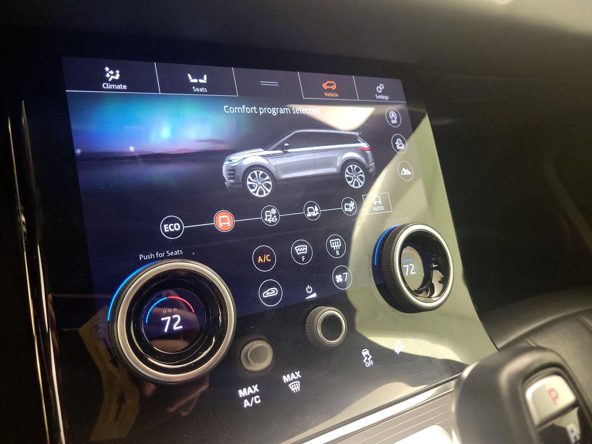 Thumbnail: 2020 Land Rover Range Rover Evoque - 16