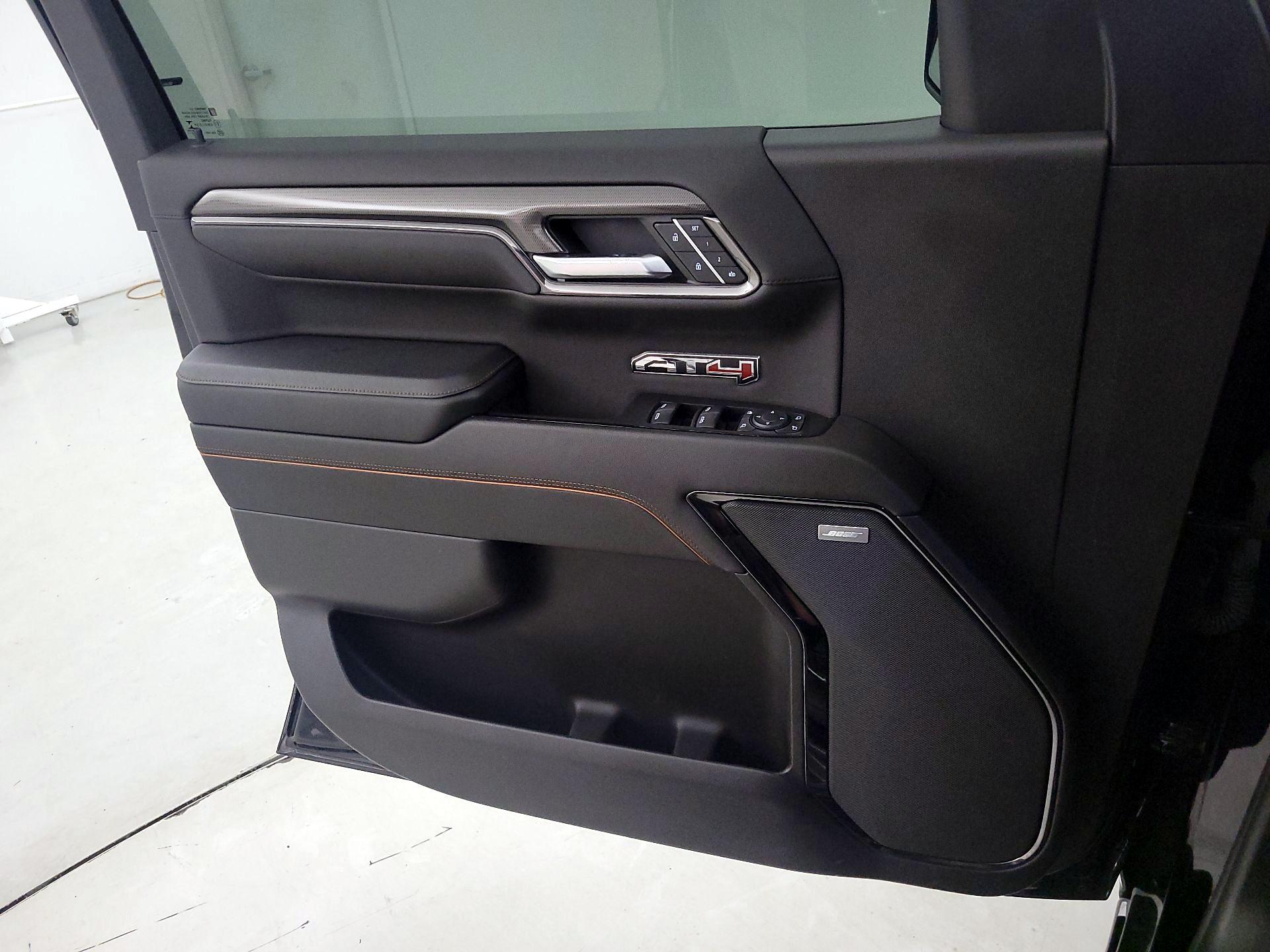 Thumbnail: 2023 GMC Sierra 1500 - 12