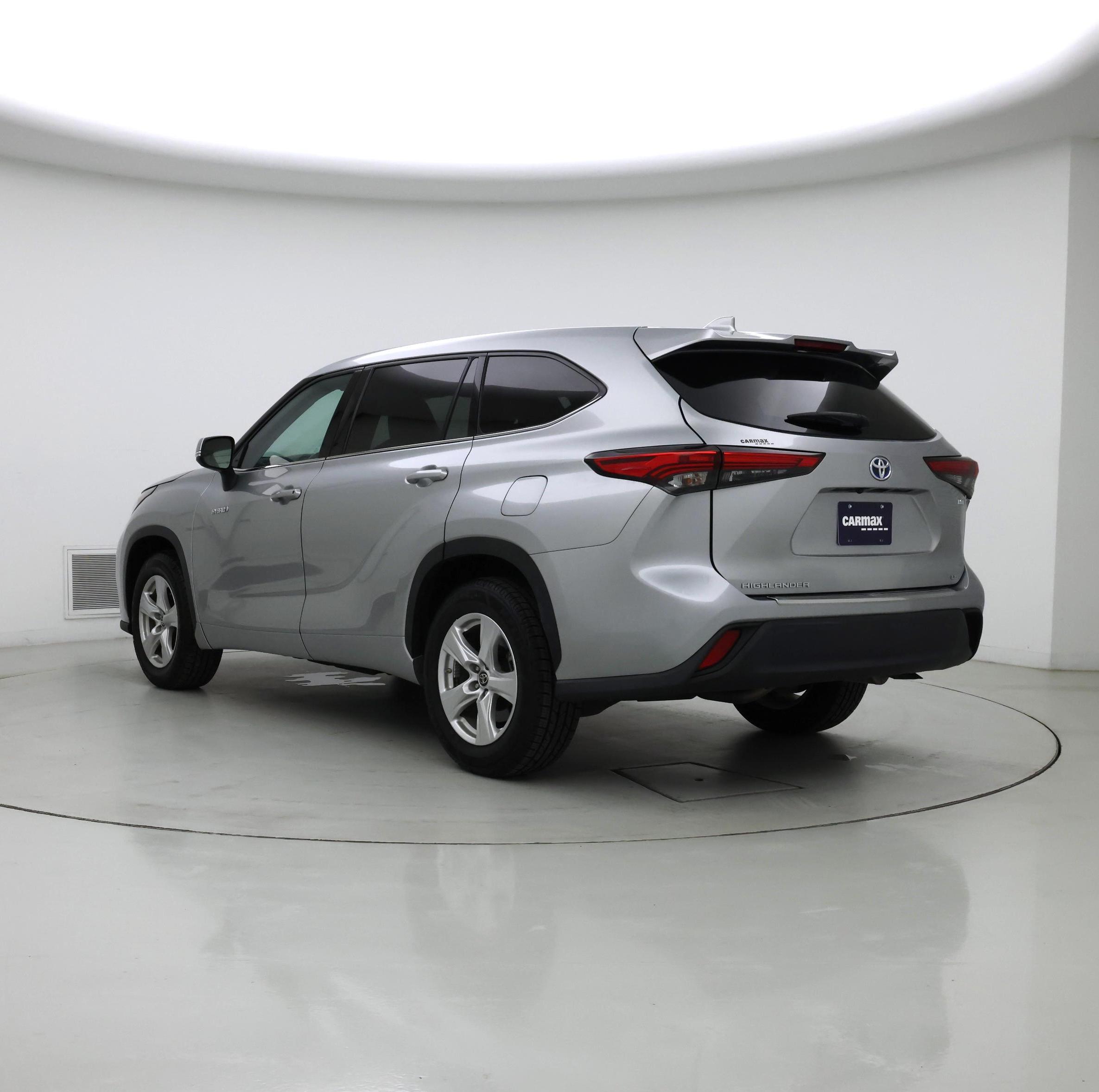 Thumbnail: 2021 Toyota Highlander - 2