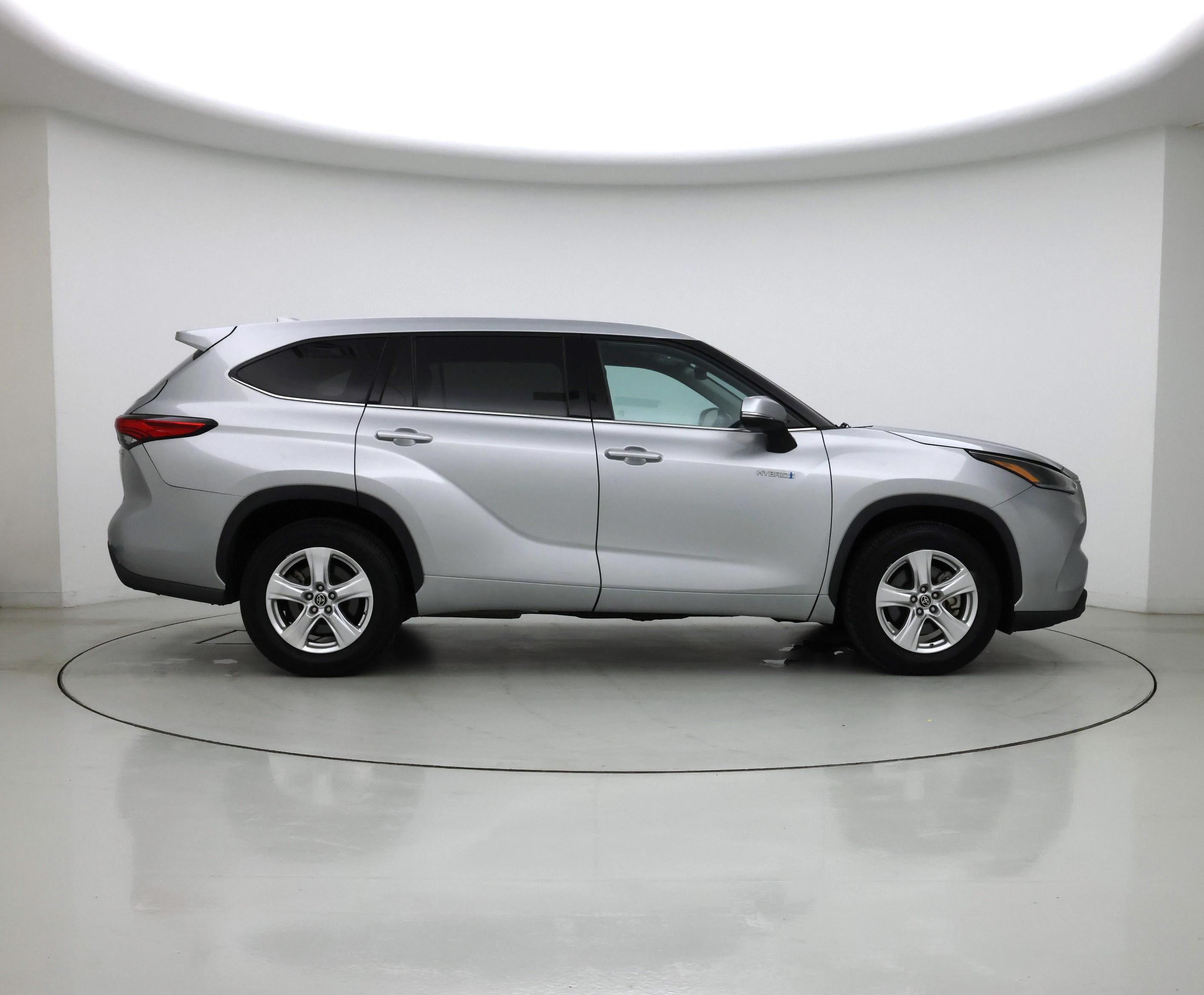 Thumbnail: 2021 Toyota Highlander - 7