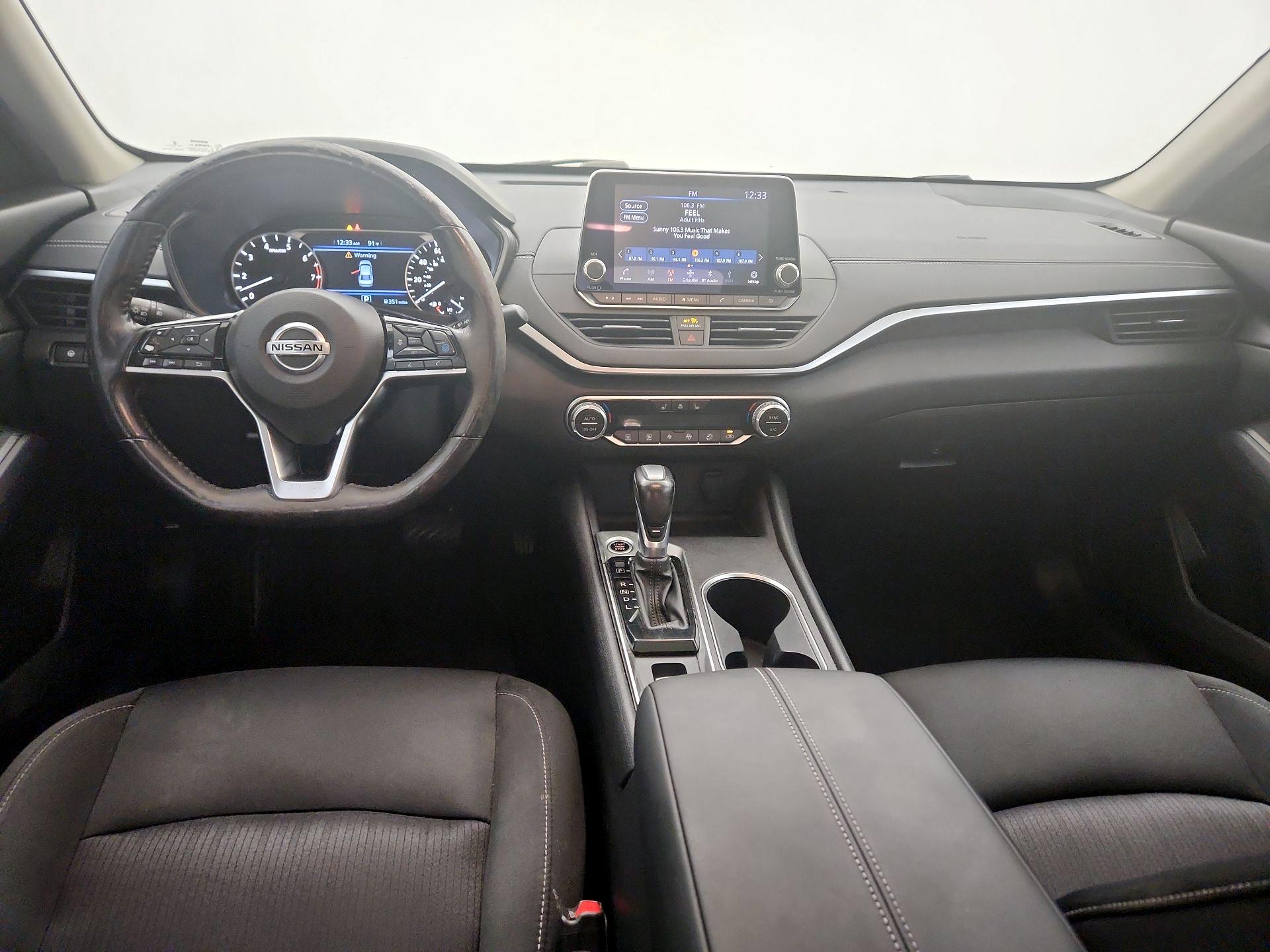 Thumbnail: 2019 Nissan Altima - 9