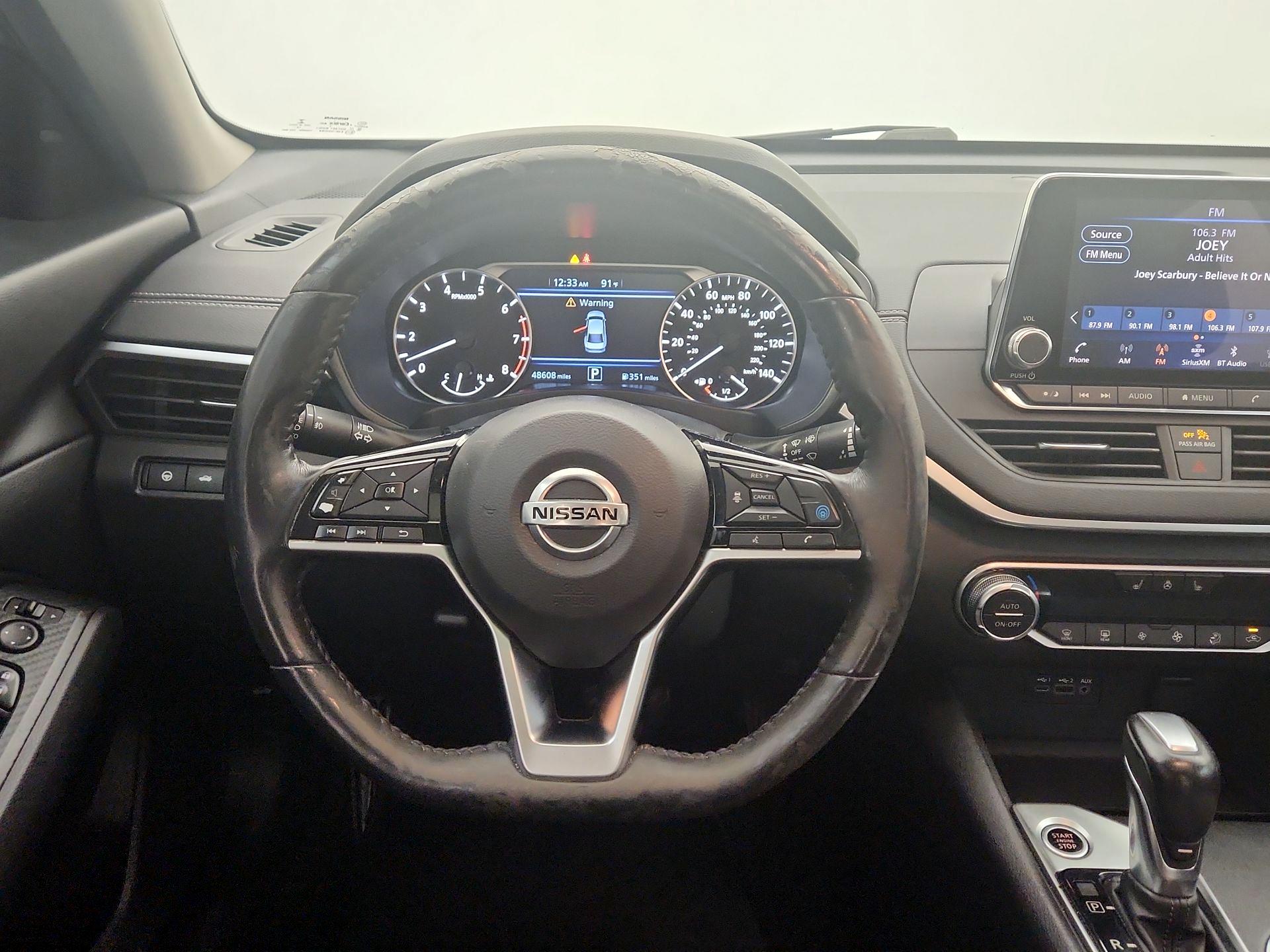 Thumbnail: 2019 Nissan Altima - 10