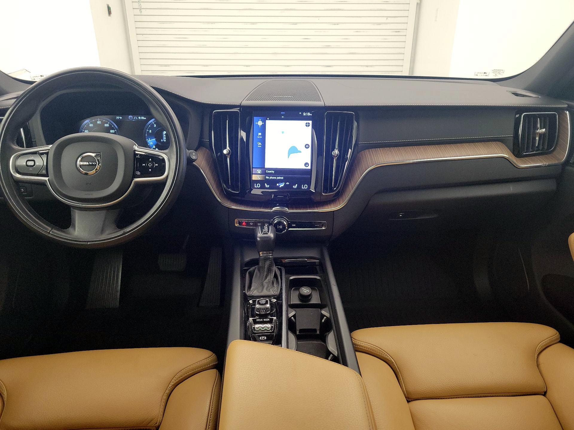 Thumbnail: 2020 Volvo XC60 - 9