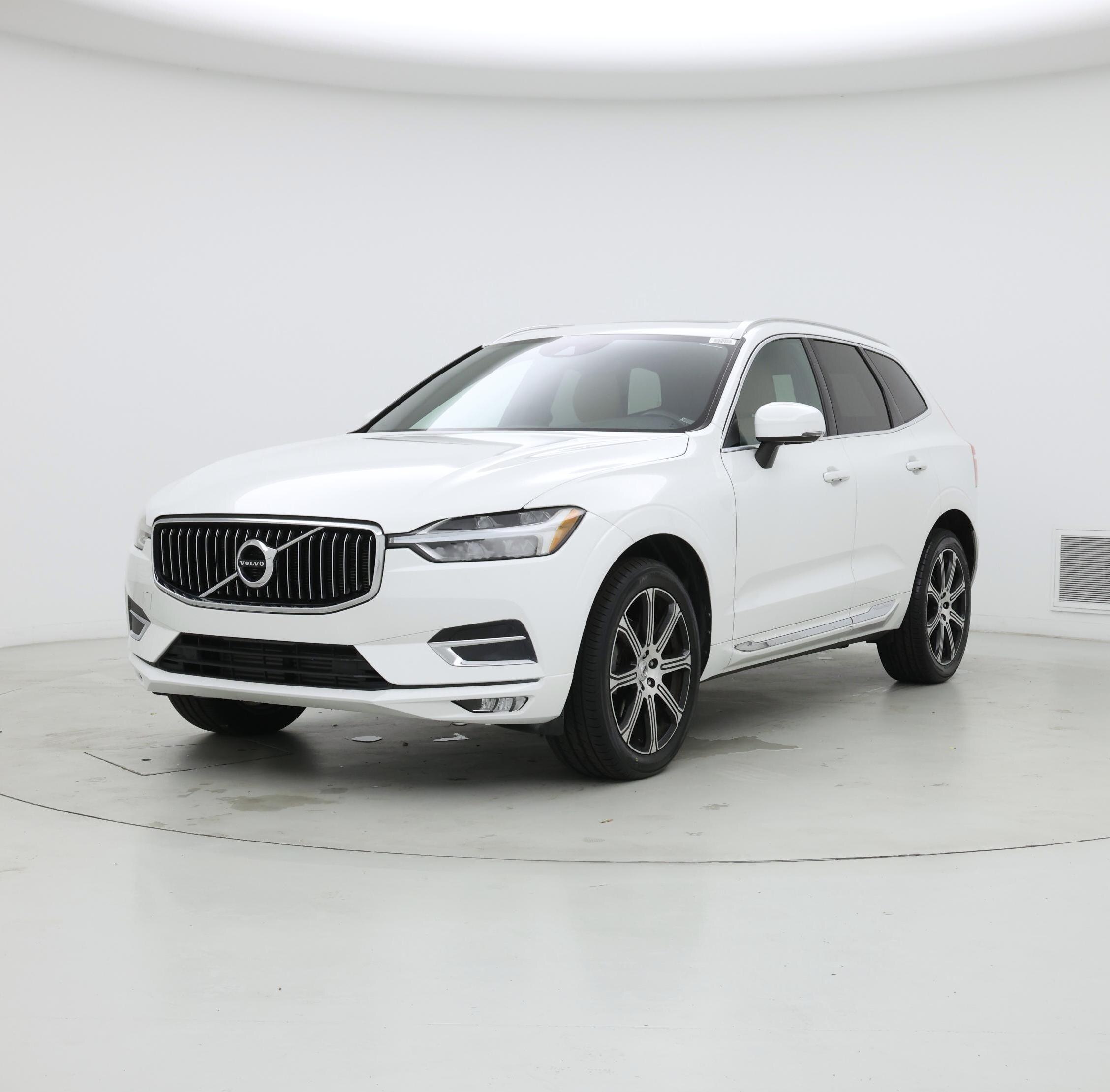 Thumbnail: 2020 Volvo XC60 - 4