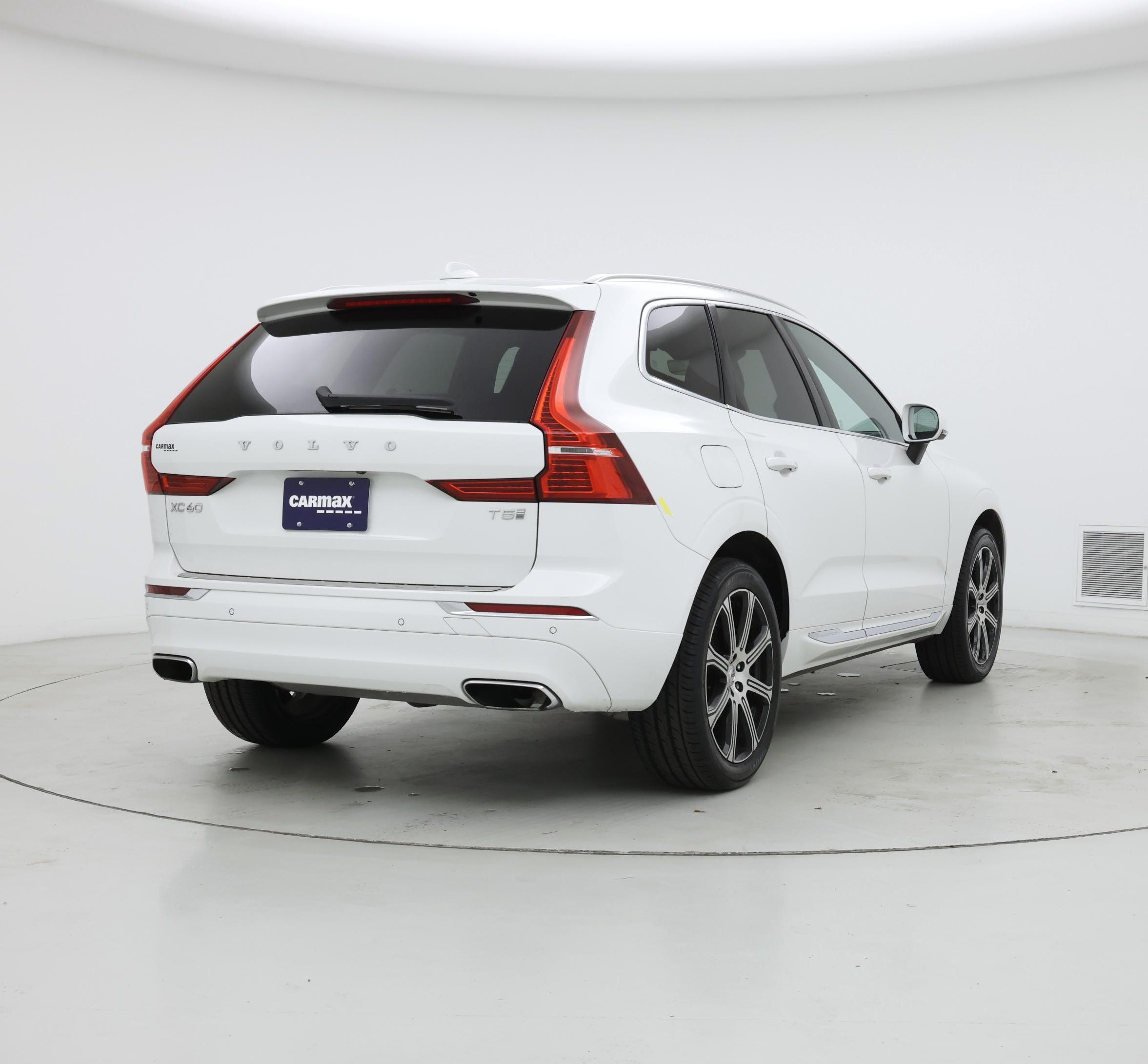 Thumbnail: 2020 Volvo XC60 - 8