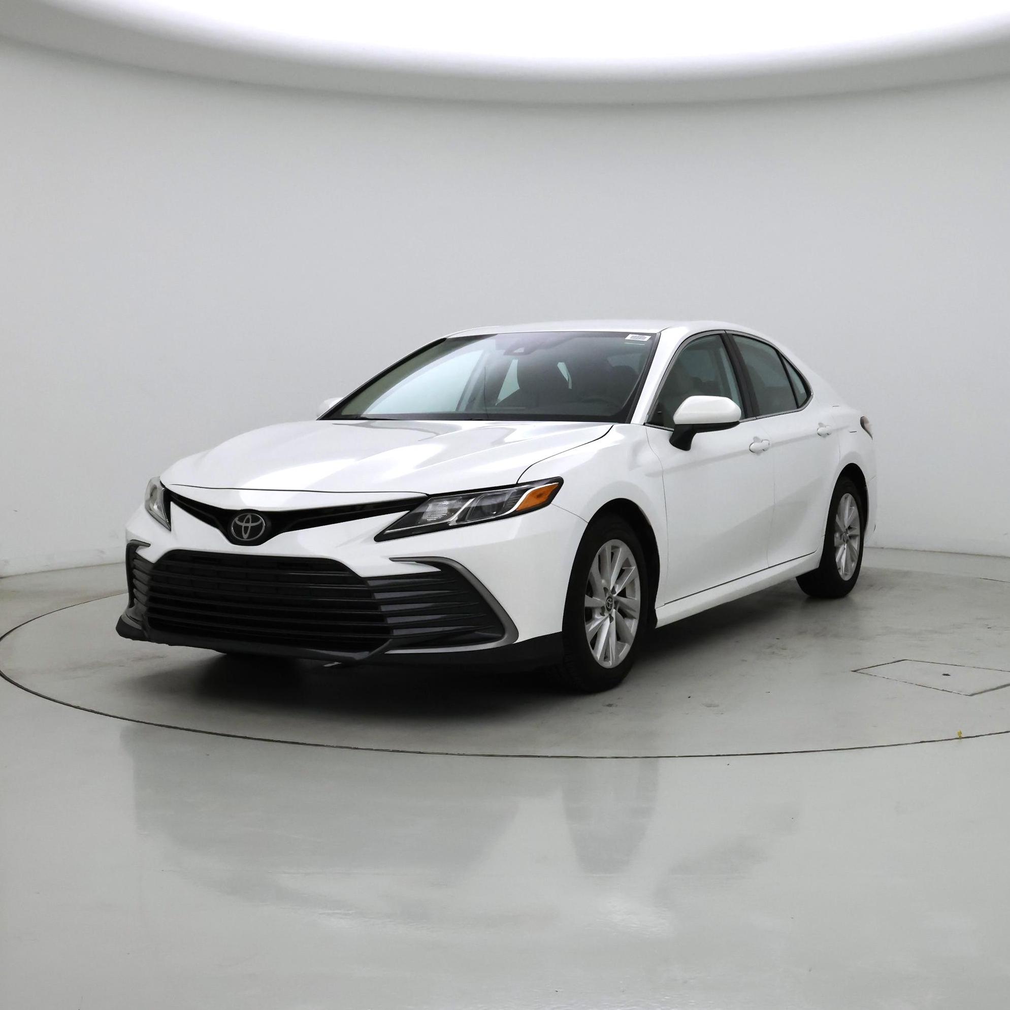 Thumbnail: 2022 Toyota Camry - 4