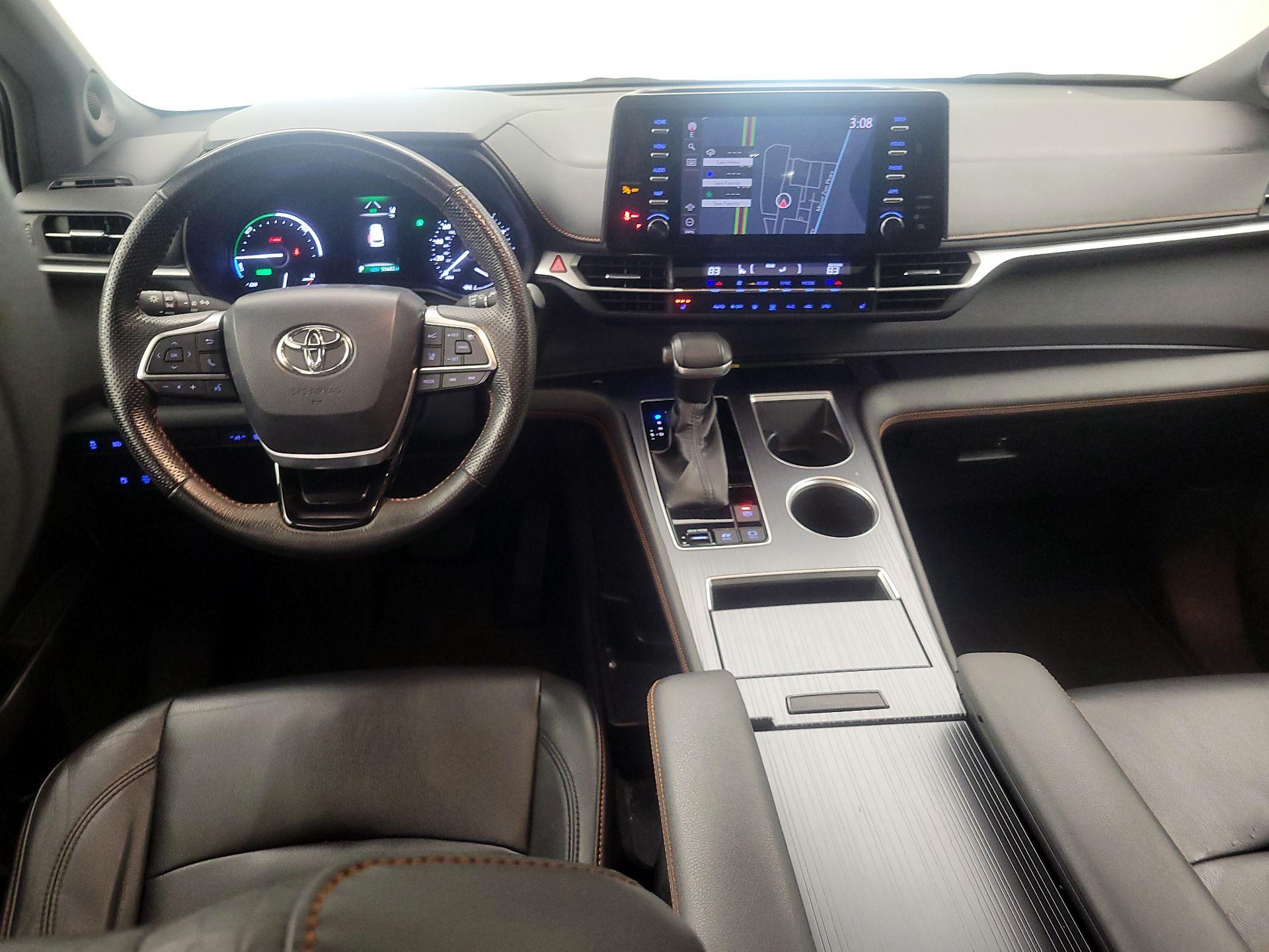 Thumbnail: 2022 Toyota Sienna - 9