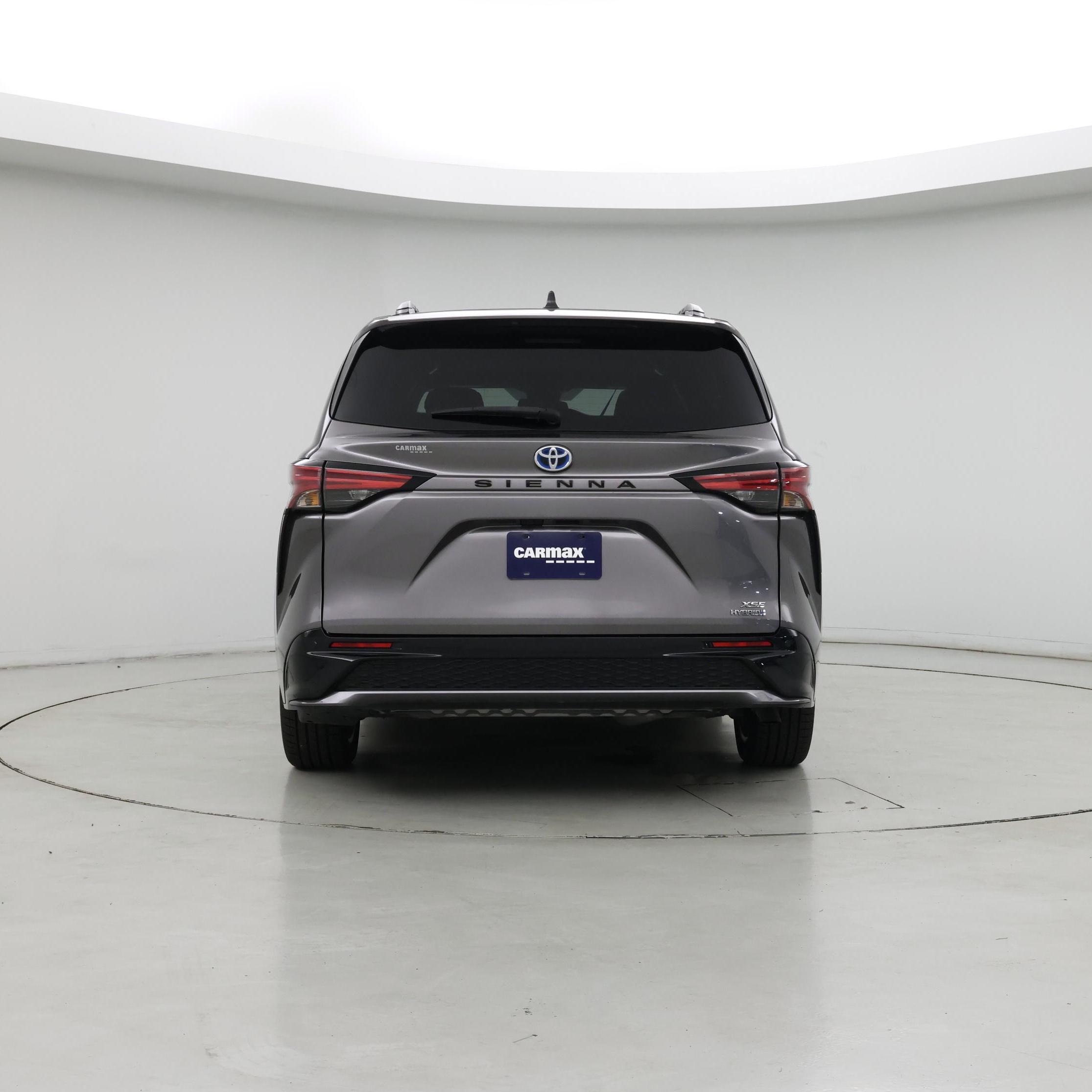 Thumbnail: 2022 Toyota Sienna - 6