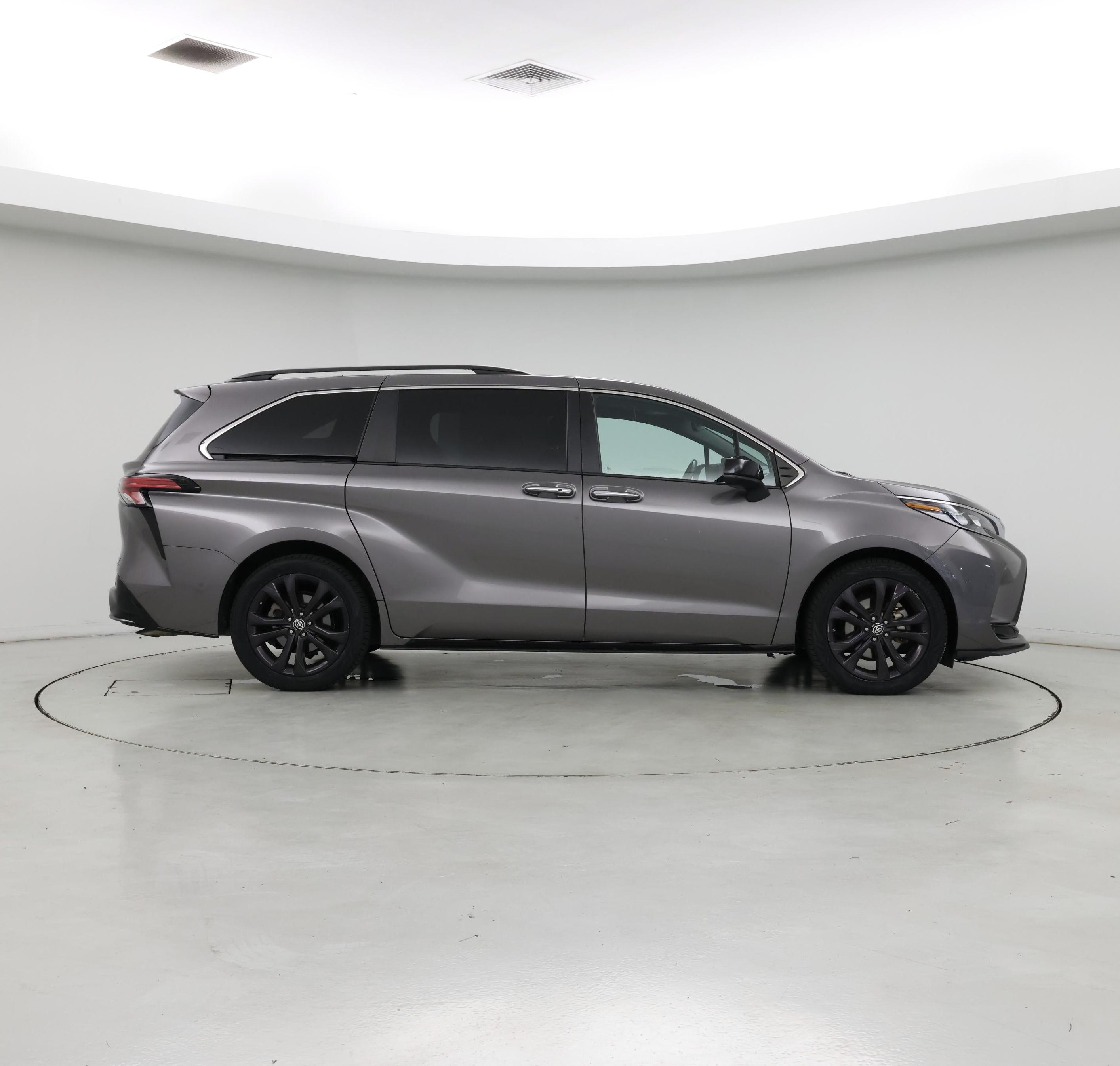 Thumbnail: 2022 Toyota Sienna - 7