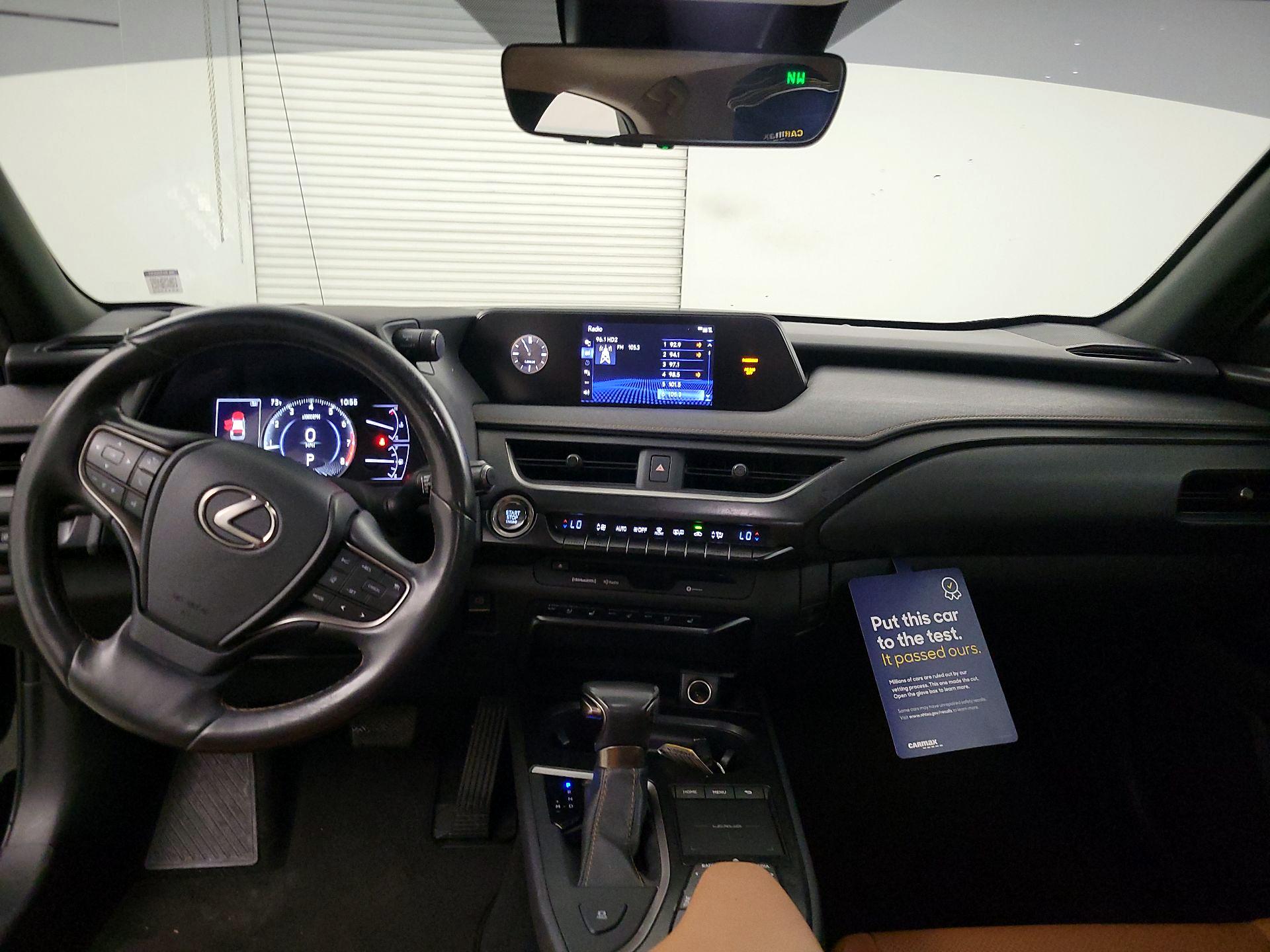 Thumbnail: 2019 Lexus UX - 9