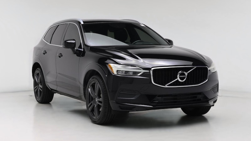2018 Volvo XC60 T5 Momentum Hero Image