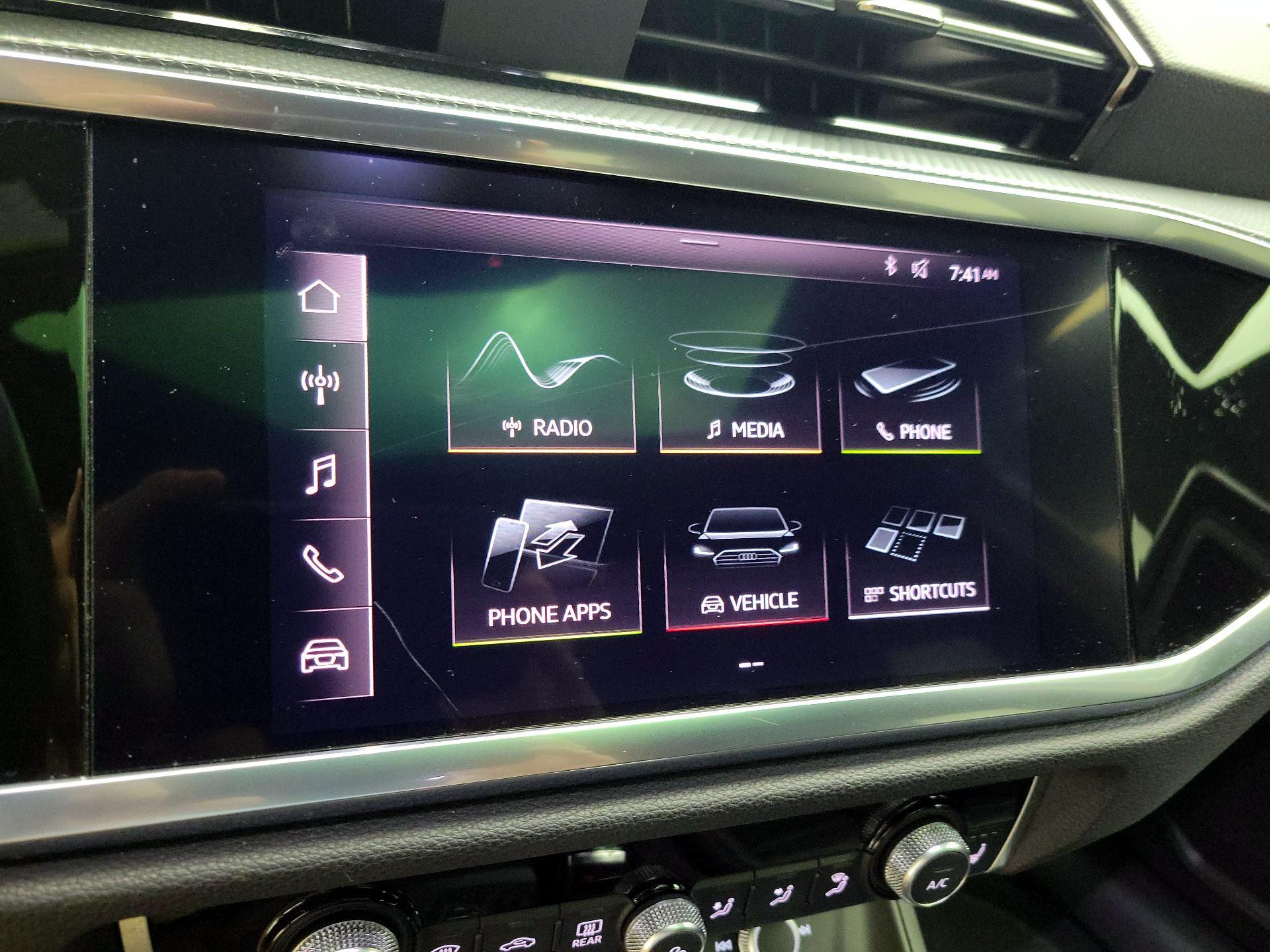 Thumbnail: 2021 Audi Q3 - 14