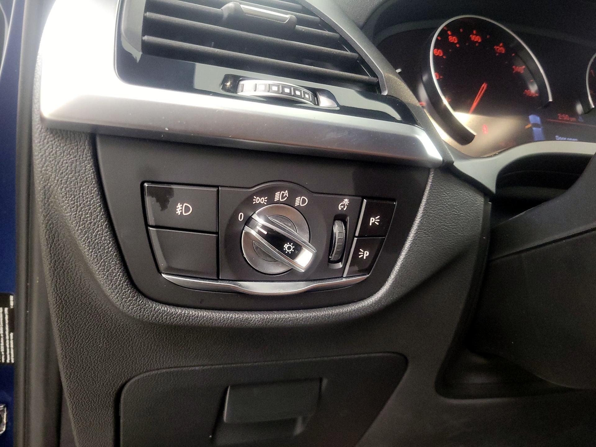 Thumbnail: 2019 BMW X3 - 13
