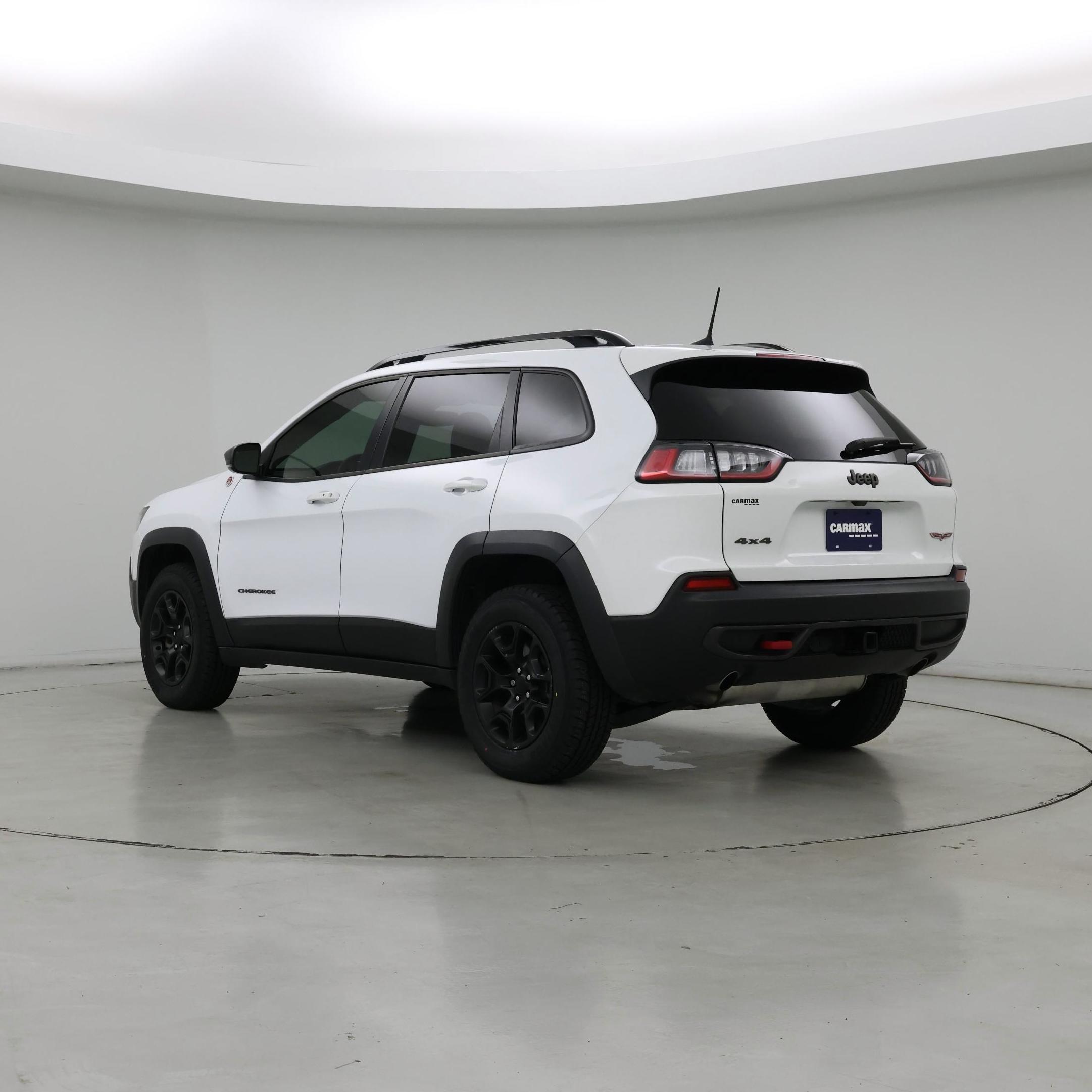 Thumbnail: 2022 Jeep Cherokee - 2