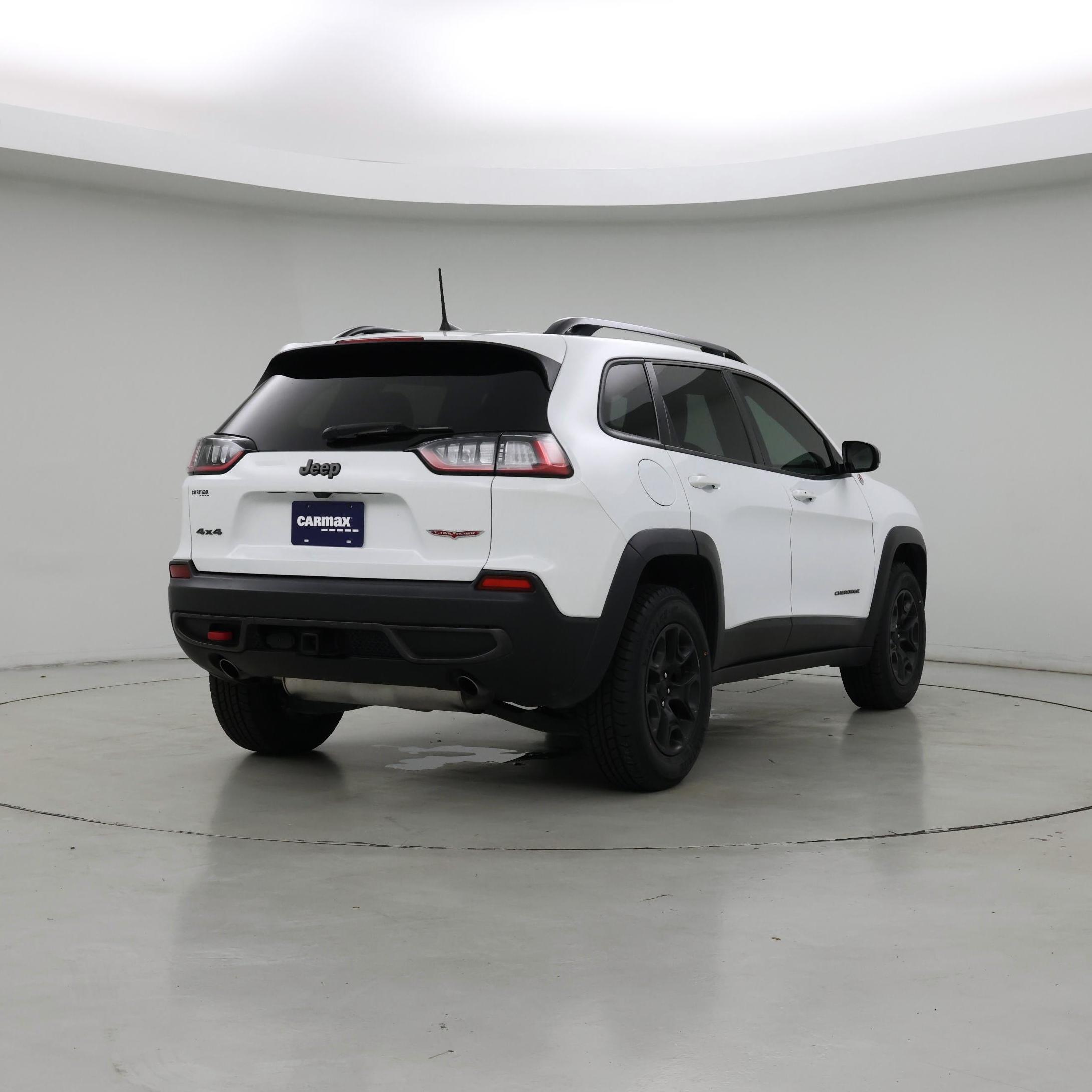 Thumbnail: 2022 Jeep Cherokee - 8