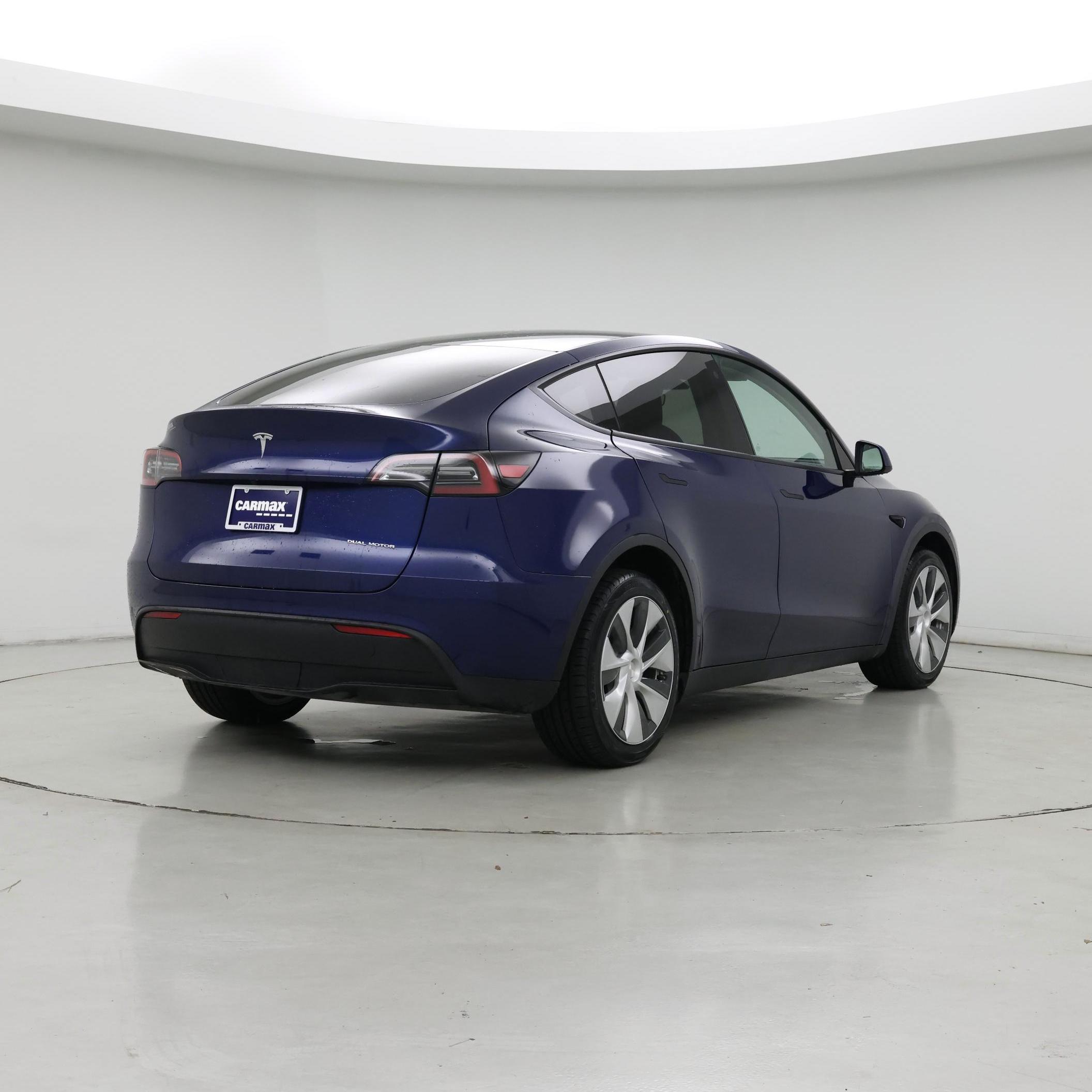 Thumbnail: 2023 Tesla Model Y - 8
