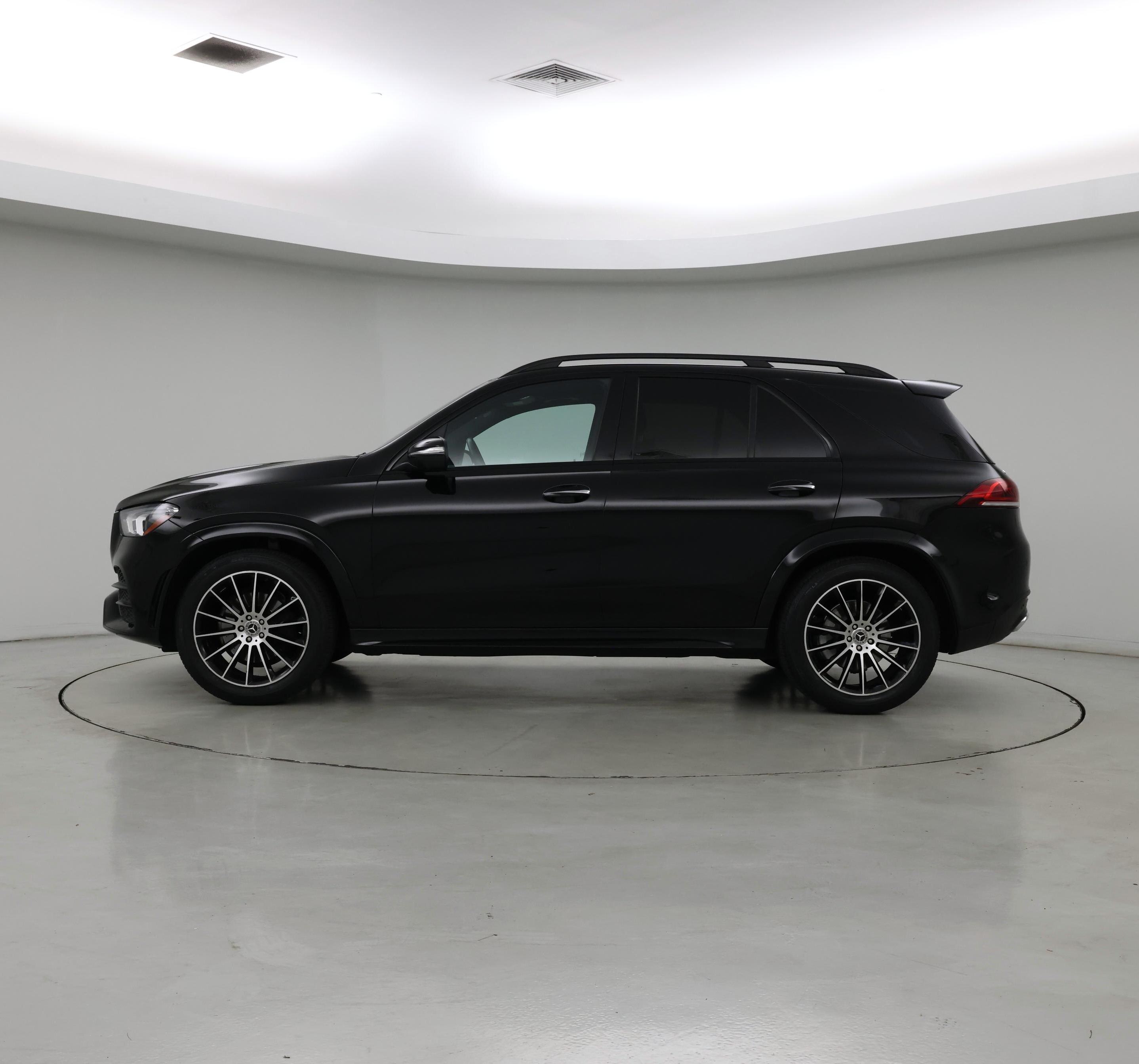 Thumbnail: 2020 Mercedes-Benz GLE - 3