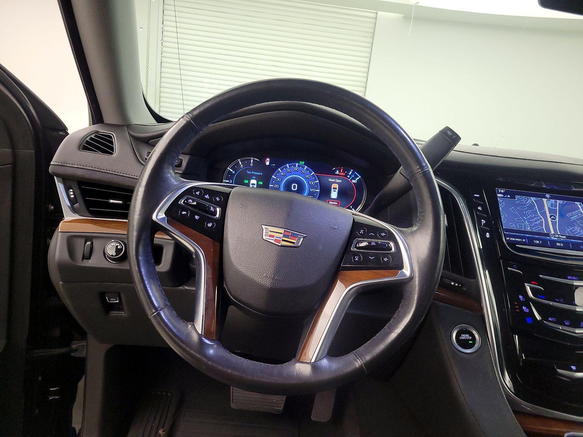 Thumbnail: 2019 Cadillac Escalade - 10