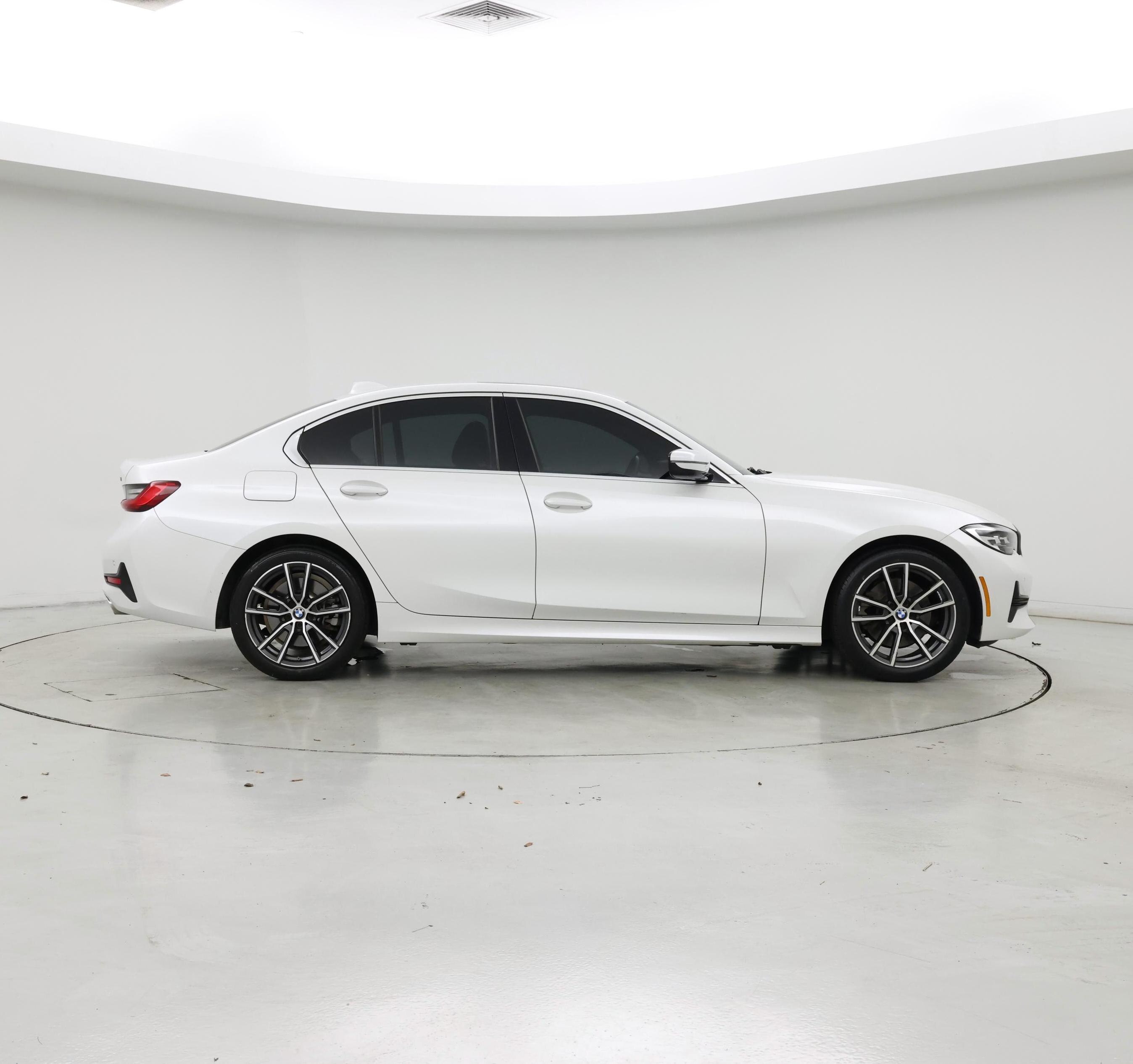 Thumbnail: 2020 BMW 3 Series - 7