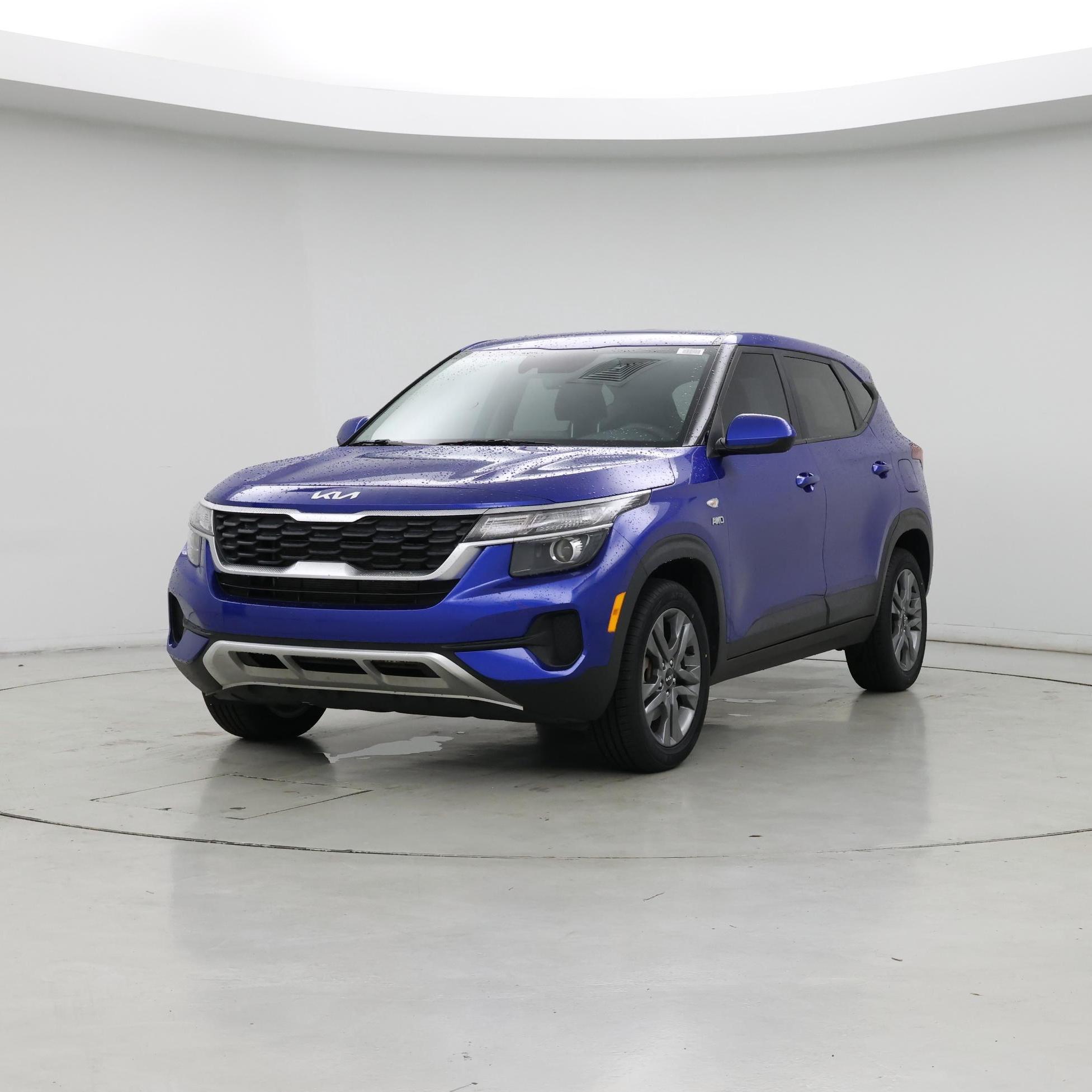 Thumbnail: 2022 Kia Seltos - 4