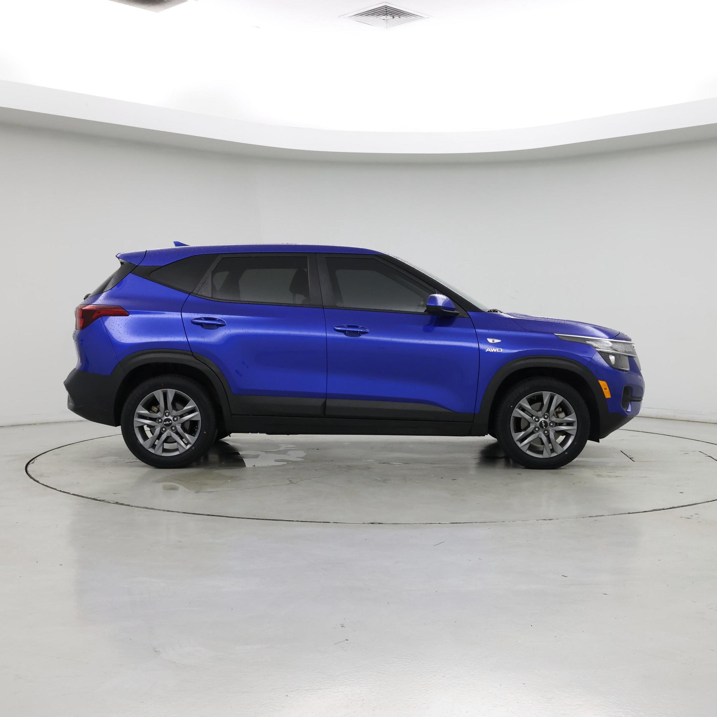 Thumbnail: 2022 Kia Seltos - 7