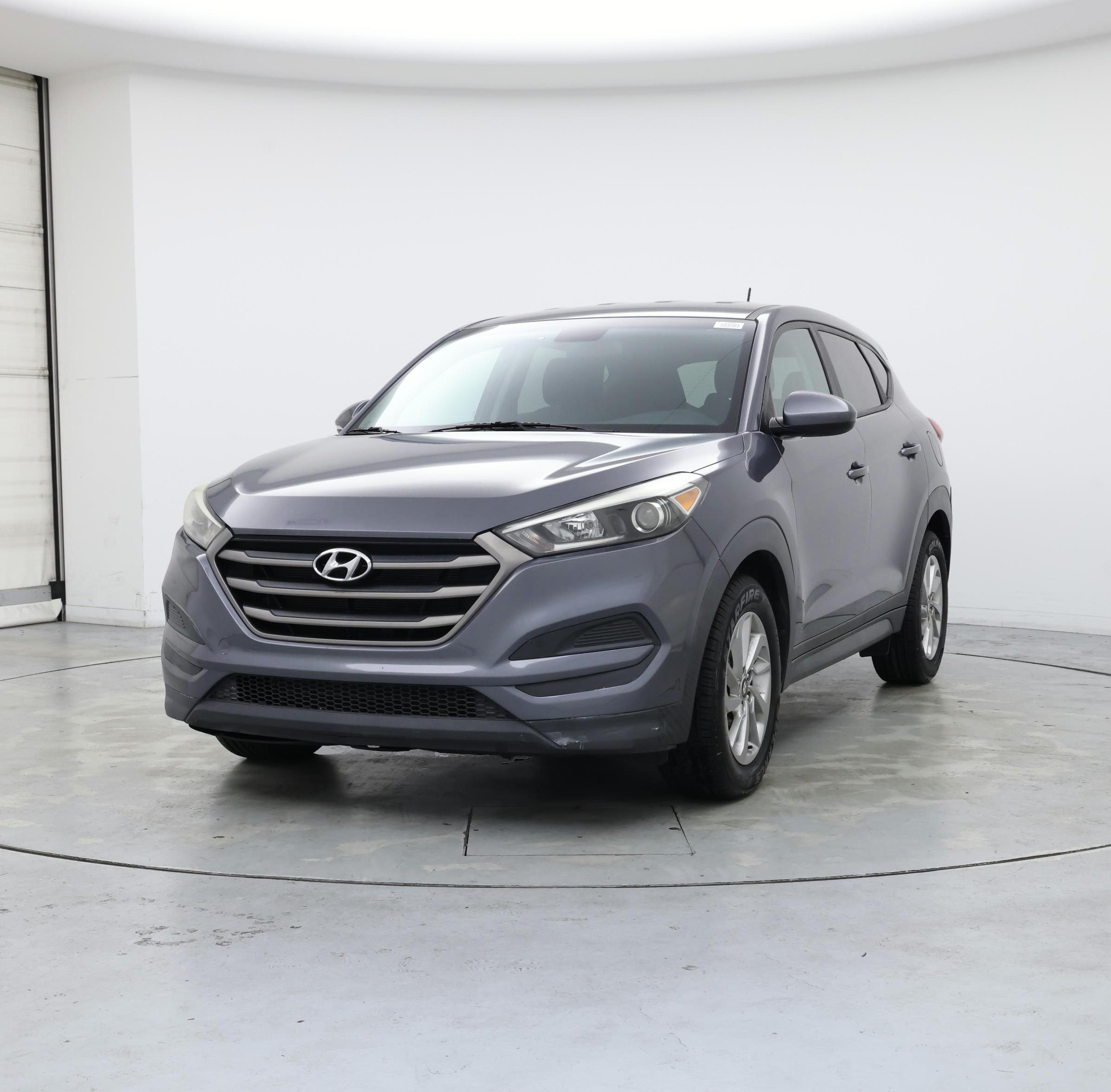Thumbnail: 2016 Hyundai Tucson - 4