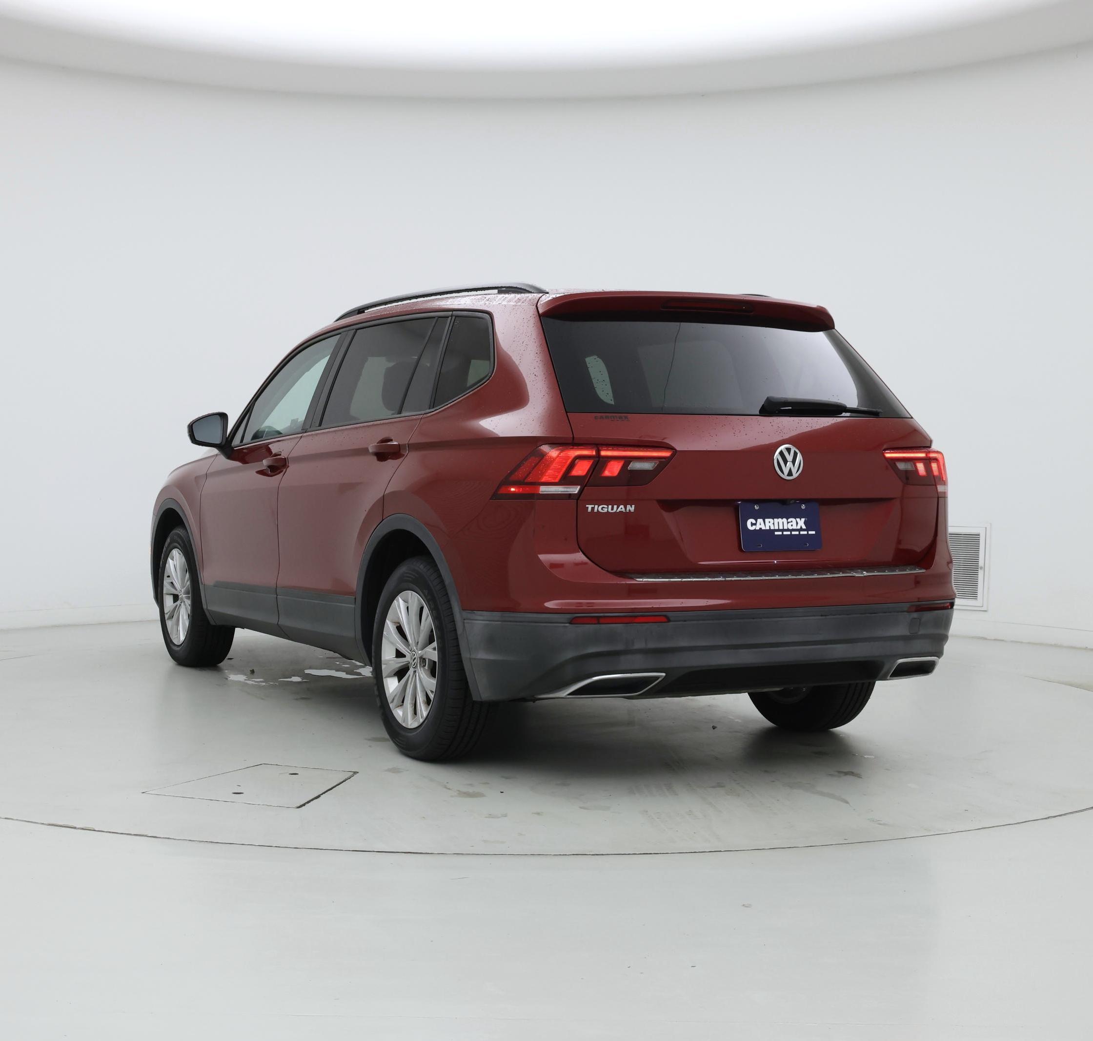 Thumbnail: 2019 Volkswagen Tiguan - 2