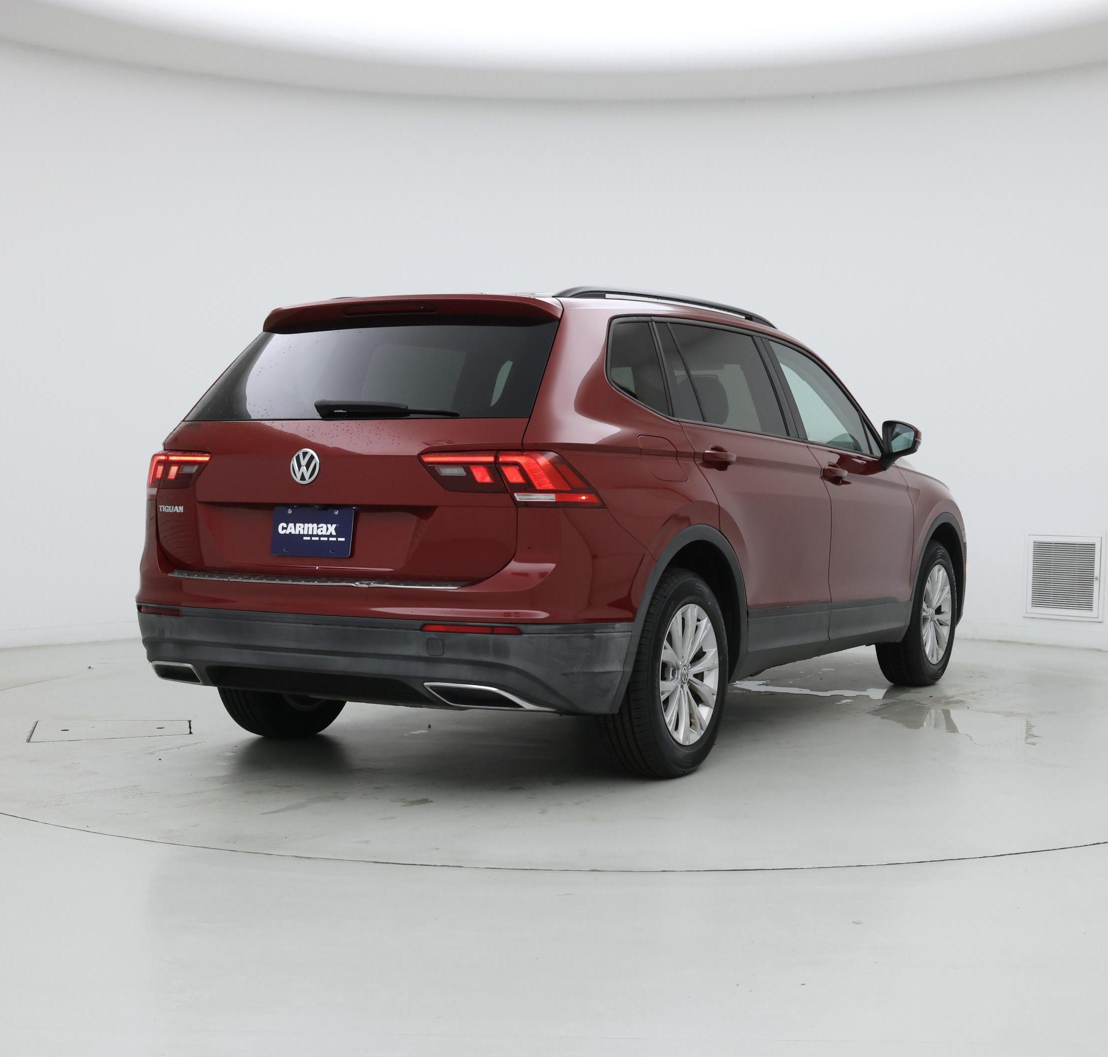 Thumbnail: 2019 Volkswagen Tiguan - 8