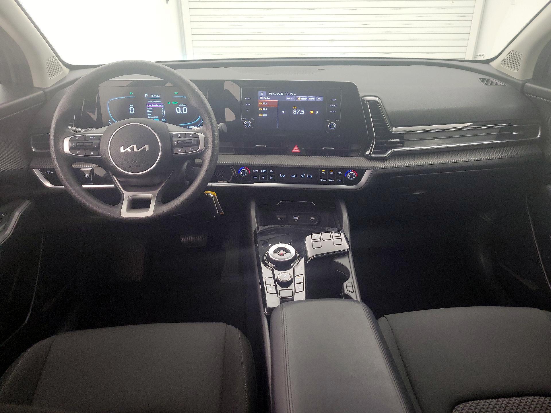 Thumbnail: 2023 Kia Sportage - 9