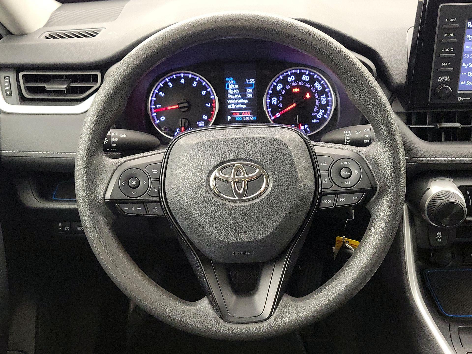Thumbnail: 2020 Toyota RAV4 - 10
