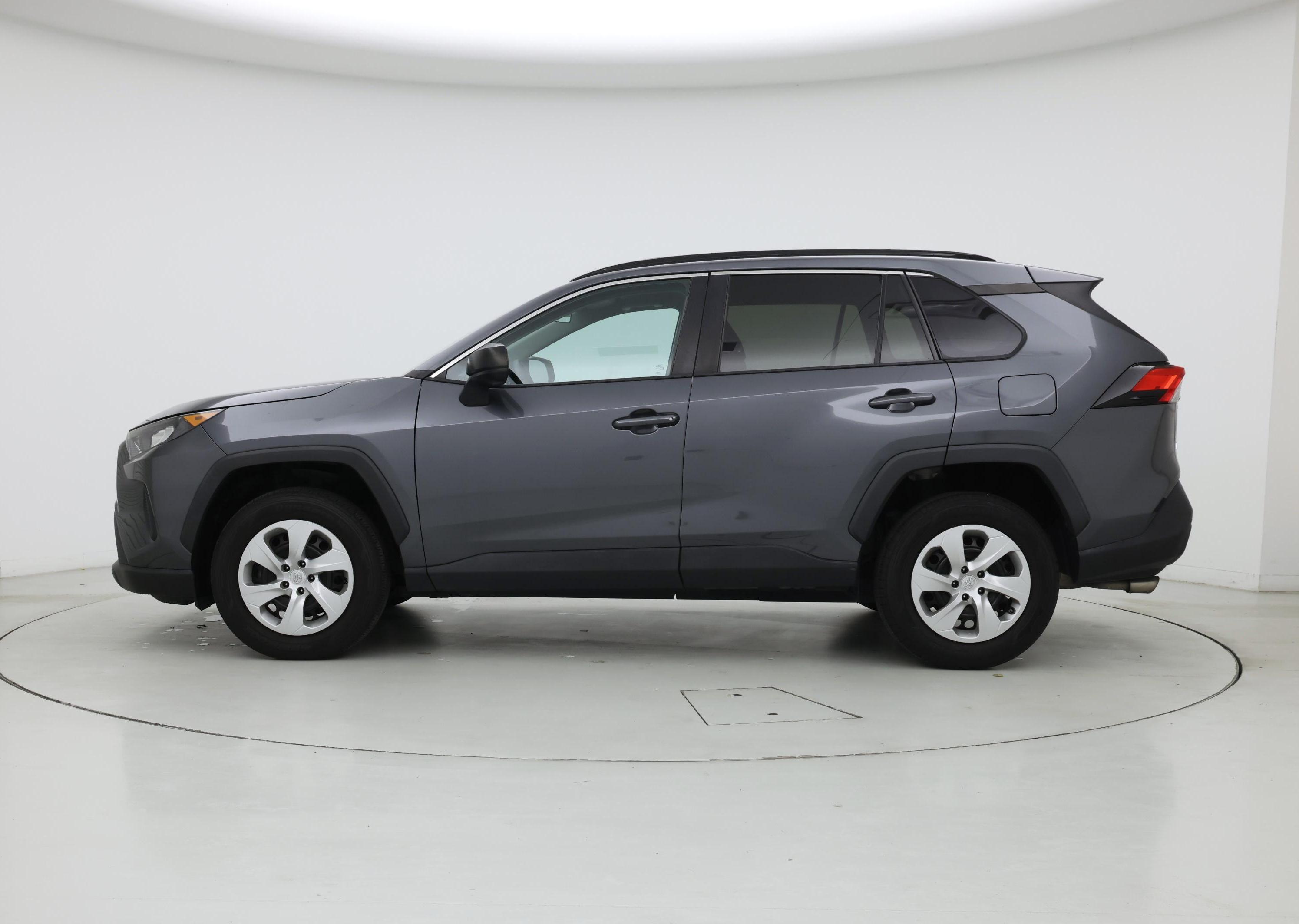 Thumbnail: 2020 Toyota RAV4 - 3