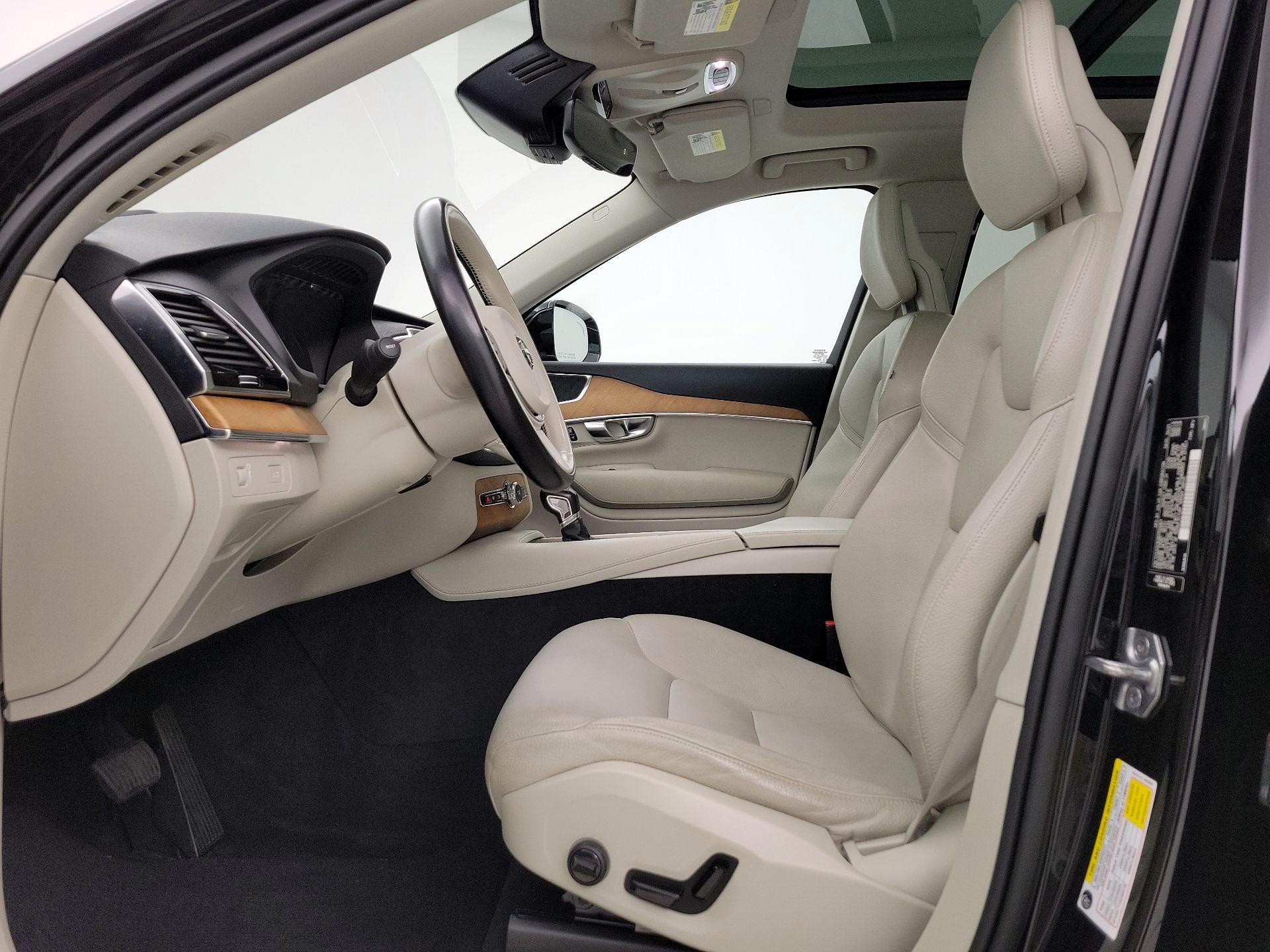 Thumbnail: 2021 Volvo XC90 - 11