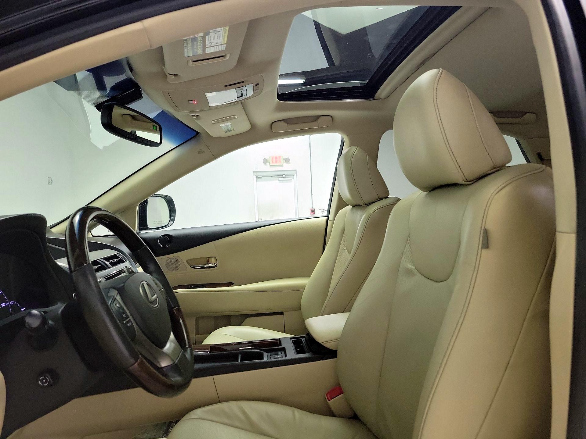 Thumbnail: 2013 Lexus RX - 17