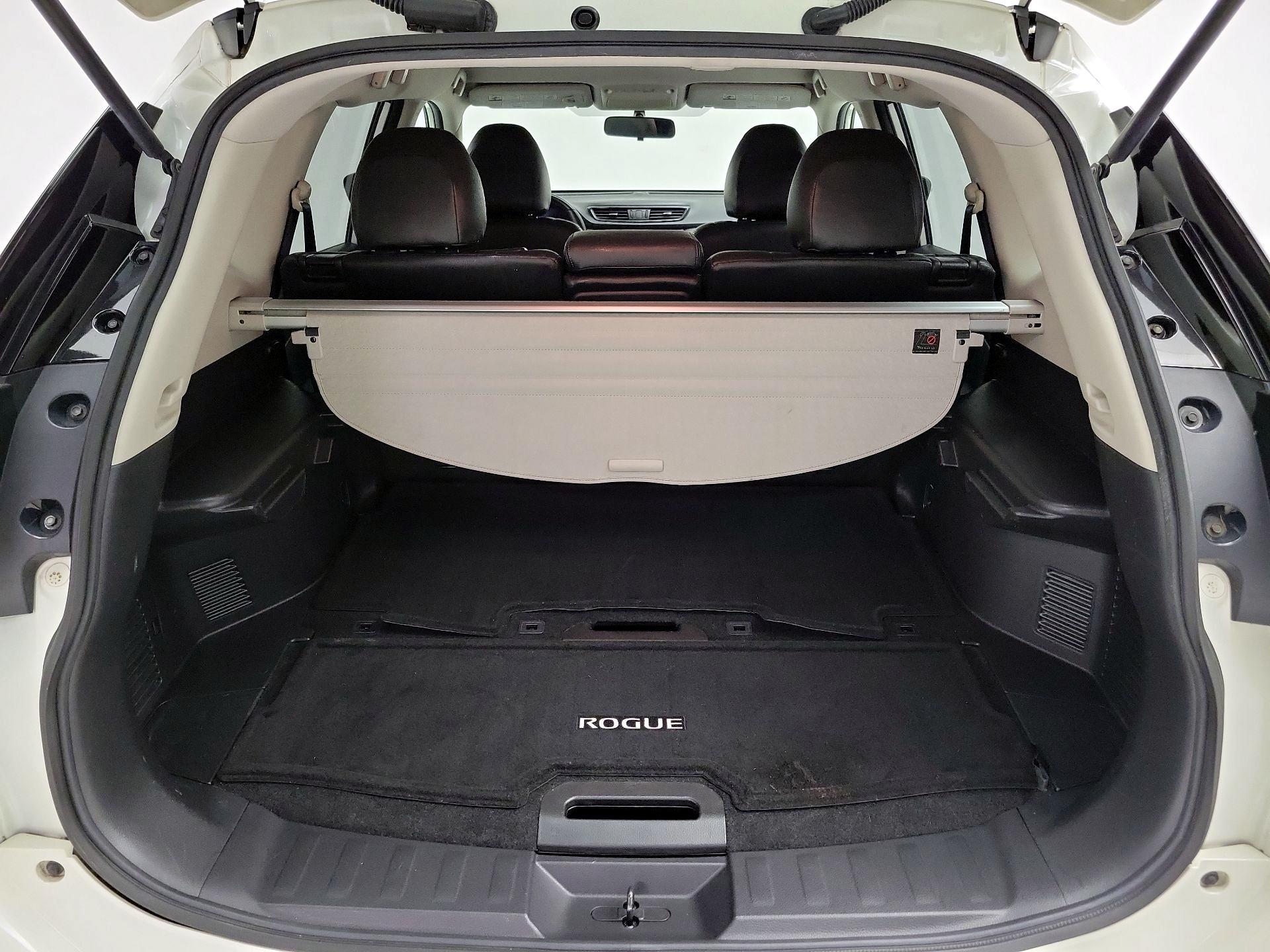 Thumbnail: 2017 Nissan Rogue - 20