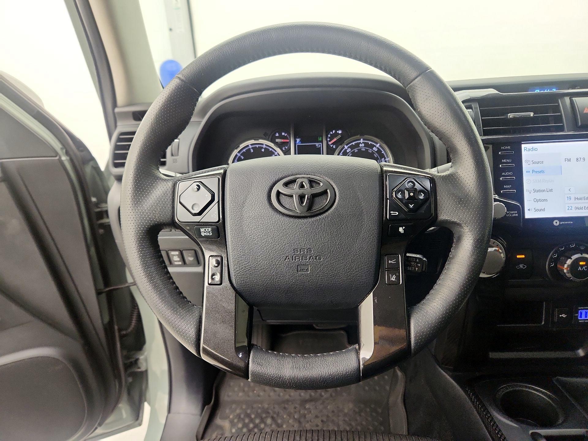 Thumbnail: 2022 Toyota 4Runner - 10