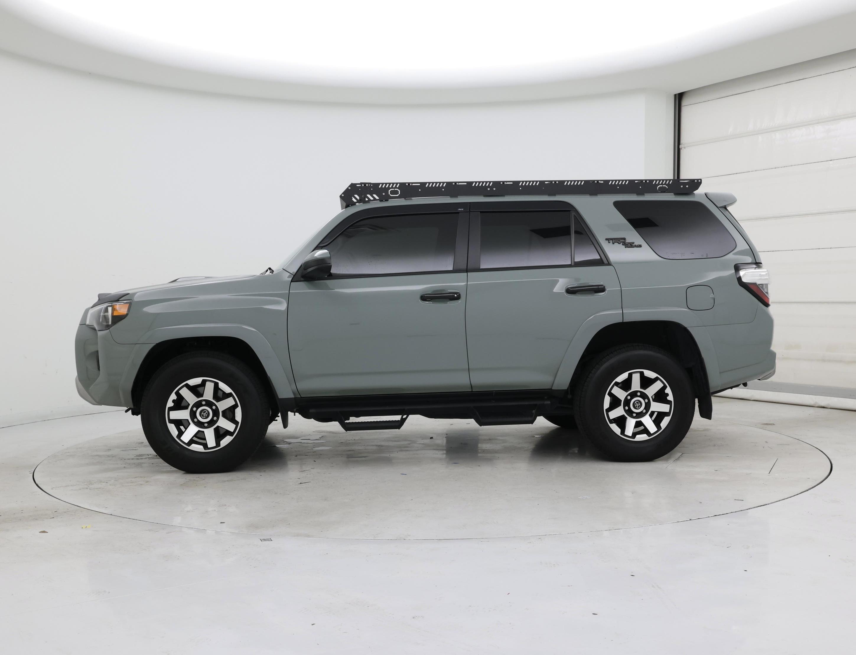 Thumbnail: 2022 Toyota 4Runner - 3