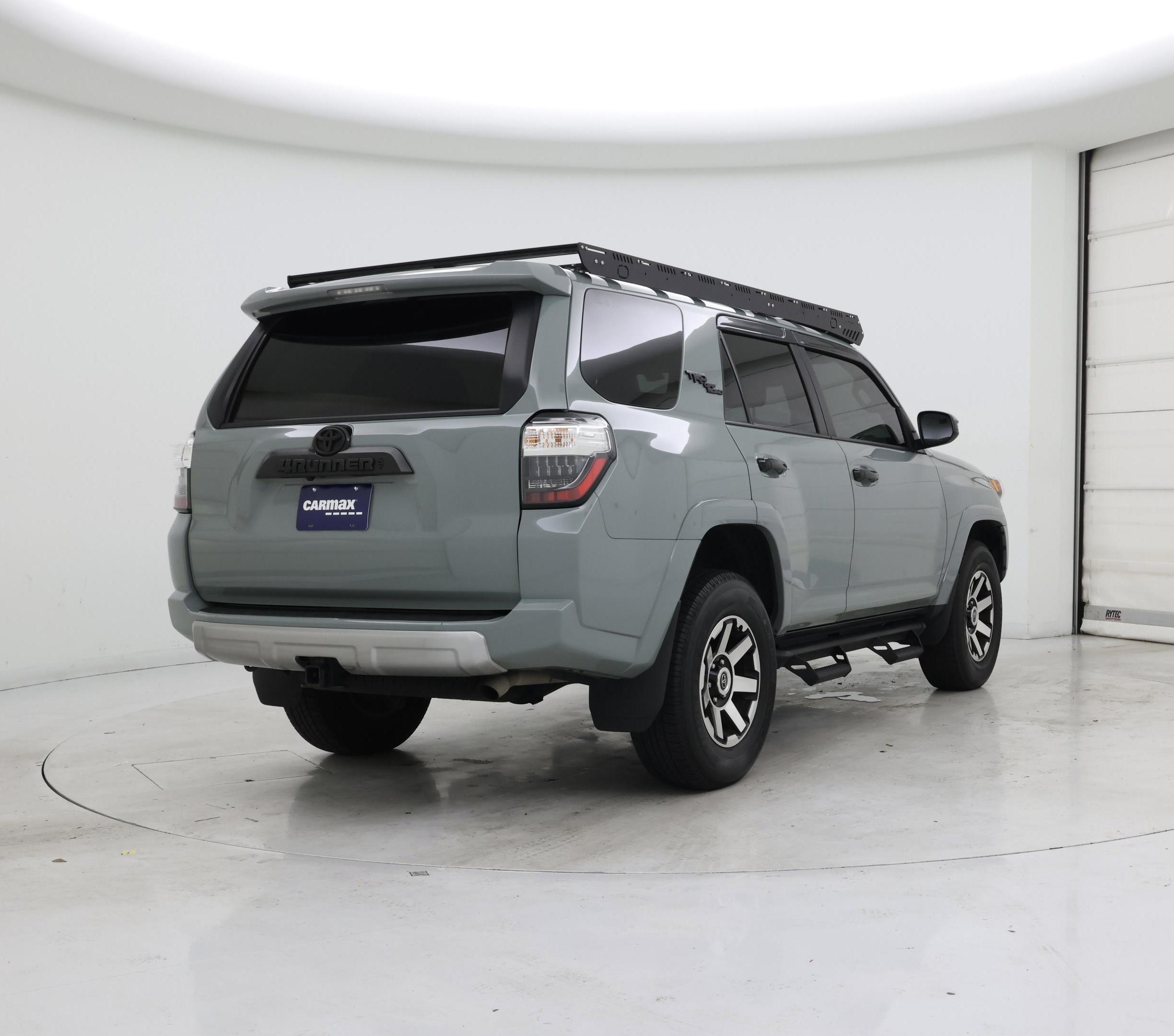 Thumbnail: 2022 Toyota 4Runner - 8