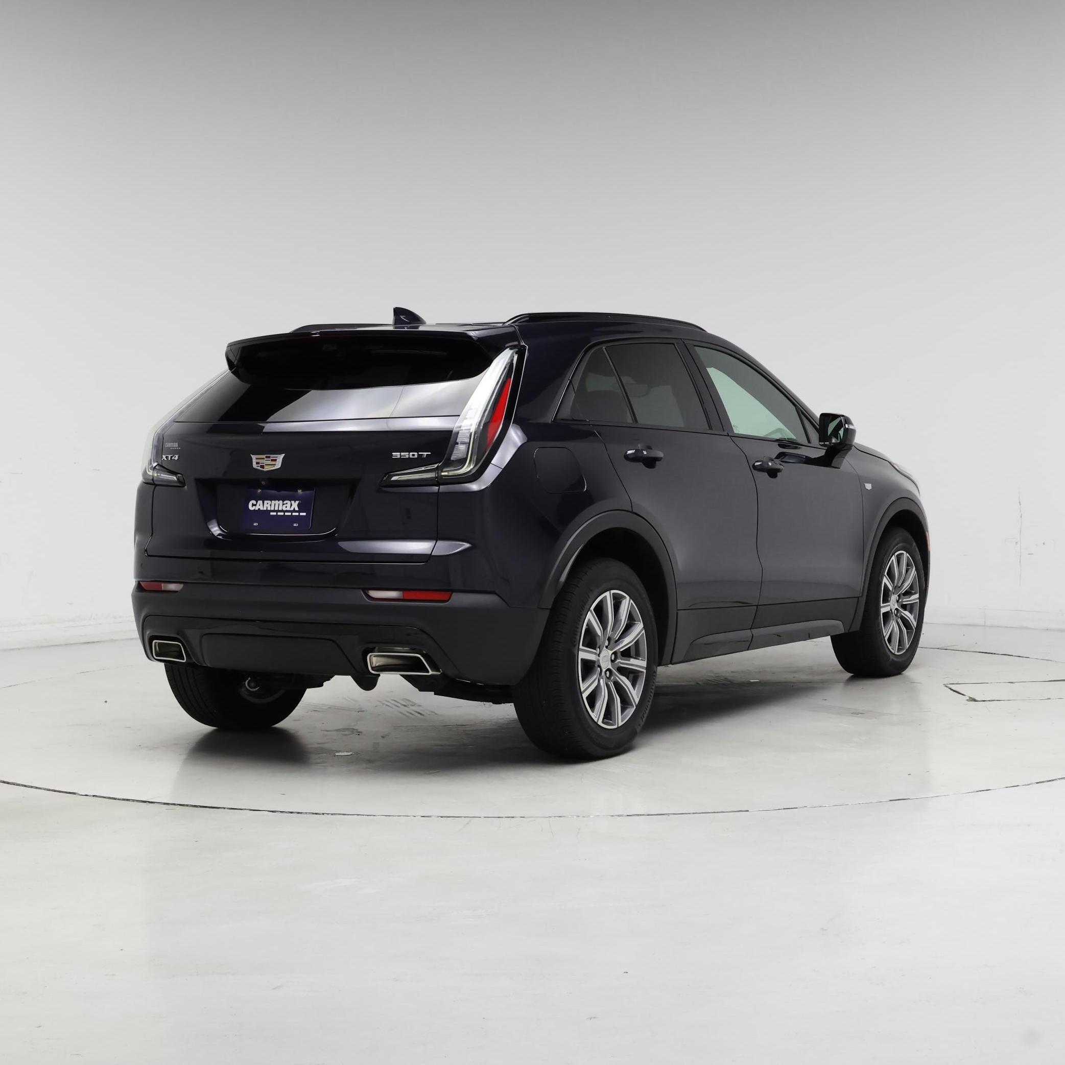 Thumbnail: 2022 Cadillac XT4 - 8