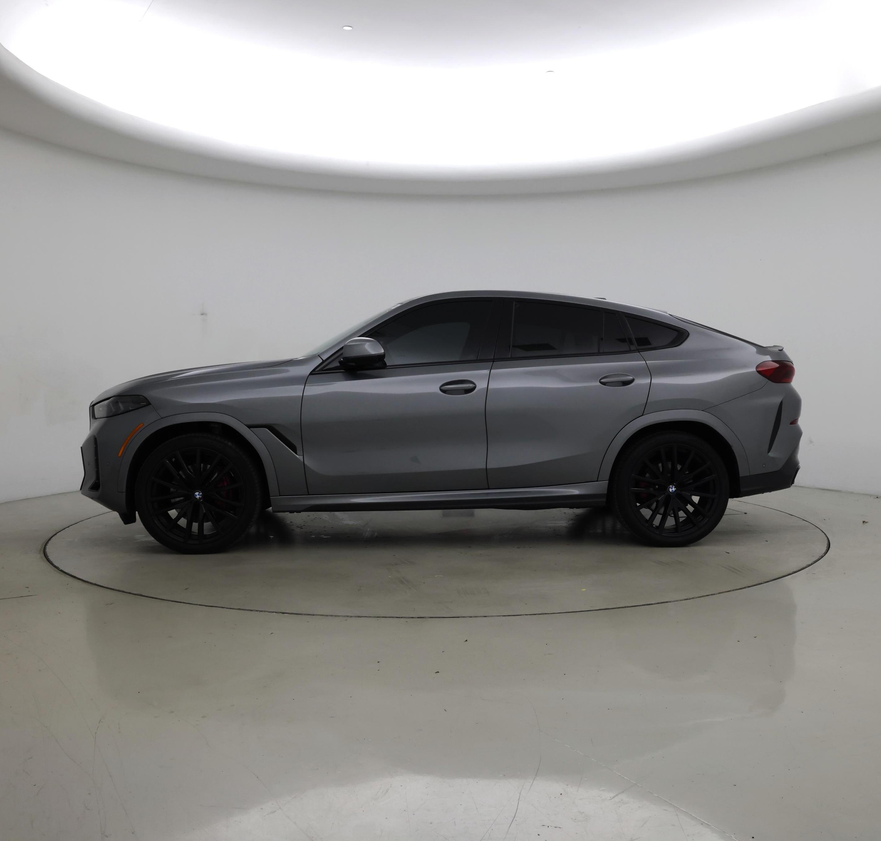 Thumbnail: 2024 BMW X6 - 3