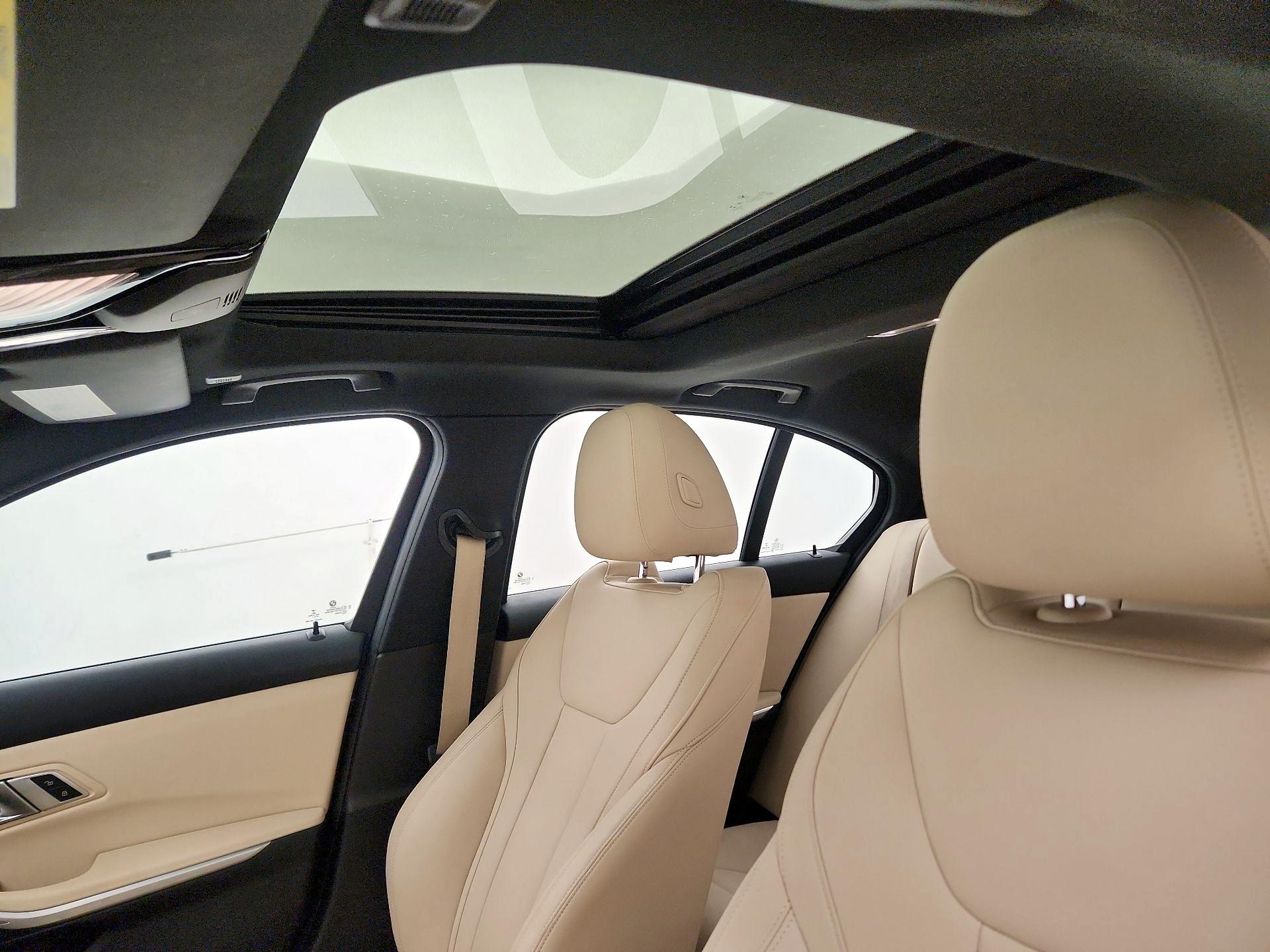 Thumbnail: 2021 BMW 3 Series - 20