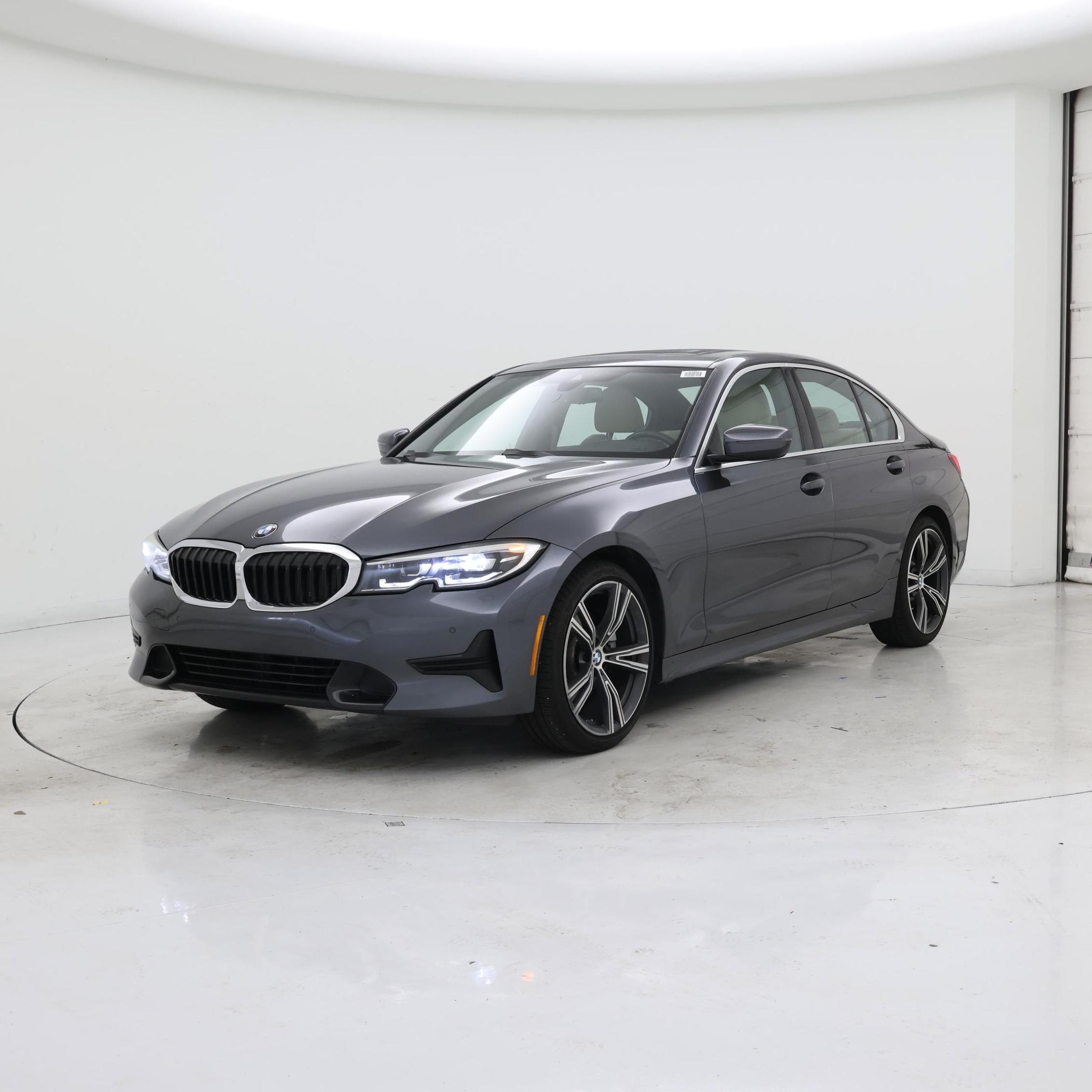 Thumbnail: 2021 BMW 3 Series - 4