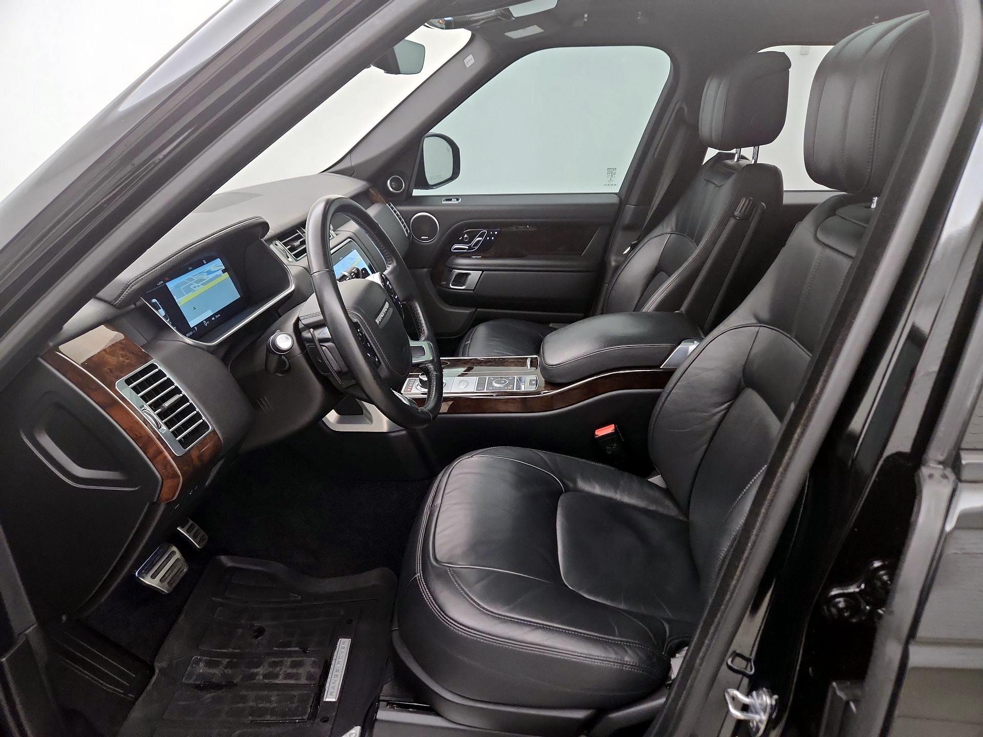 Thumbnail: 2020 Land Rover Range Rover - 11