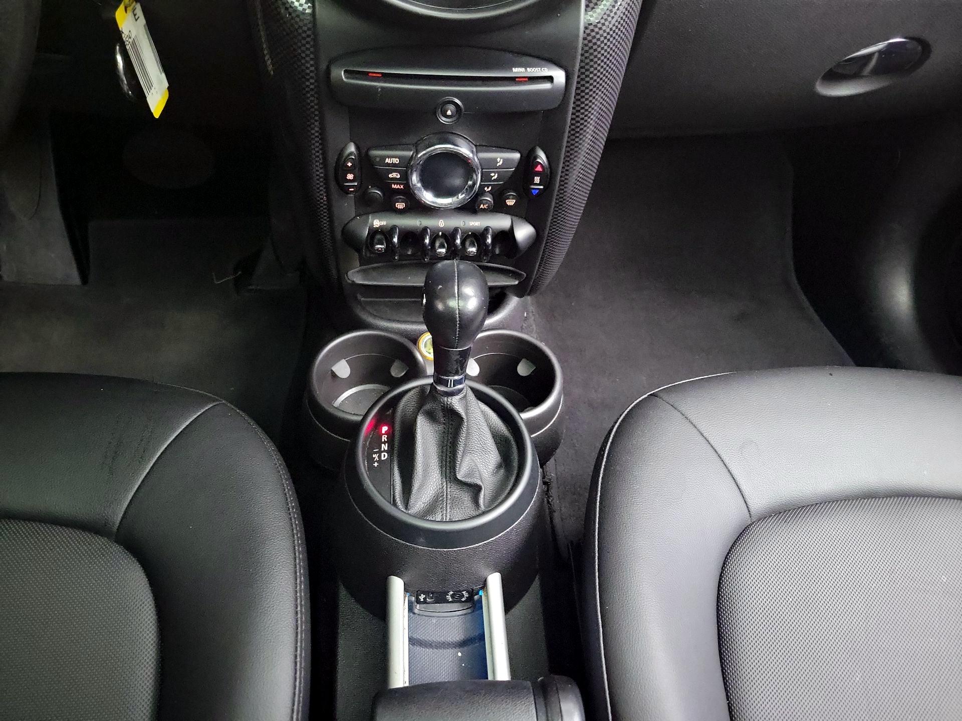 Thumbnail: 2015 MINI Cooper Countryman - 15