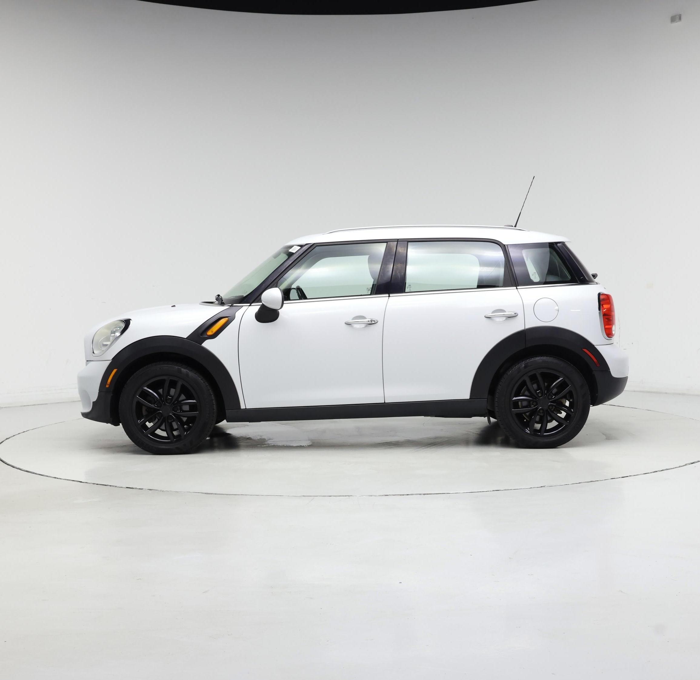 Thumbnail: 2015 MINI Cooper Countryman - 3