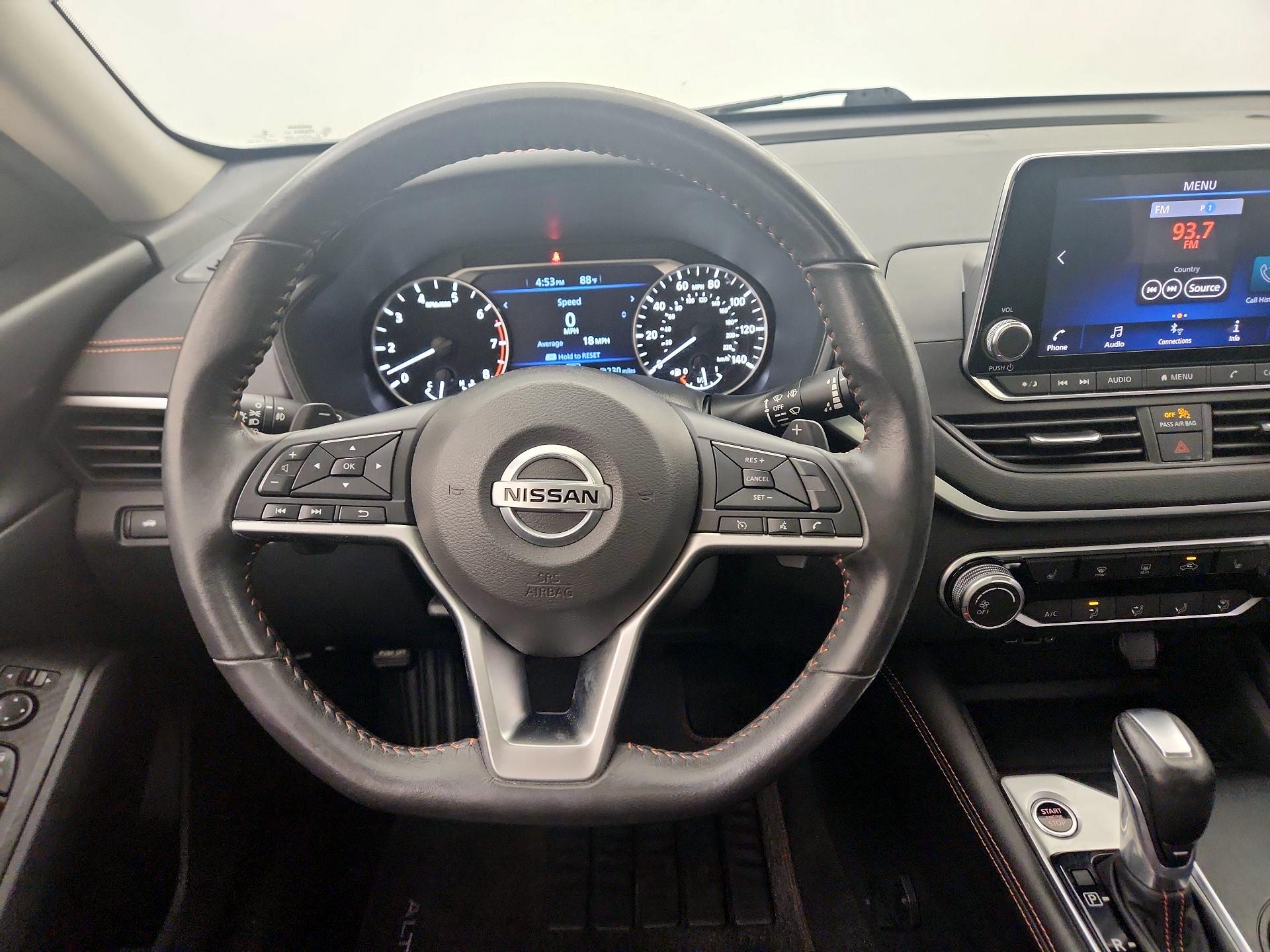 Thumbnail: 2022 Nissan Altima - 10