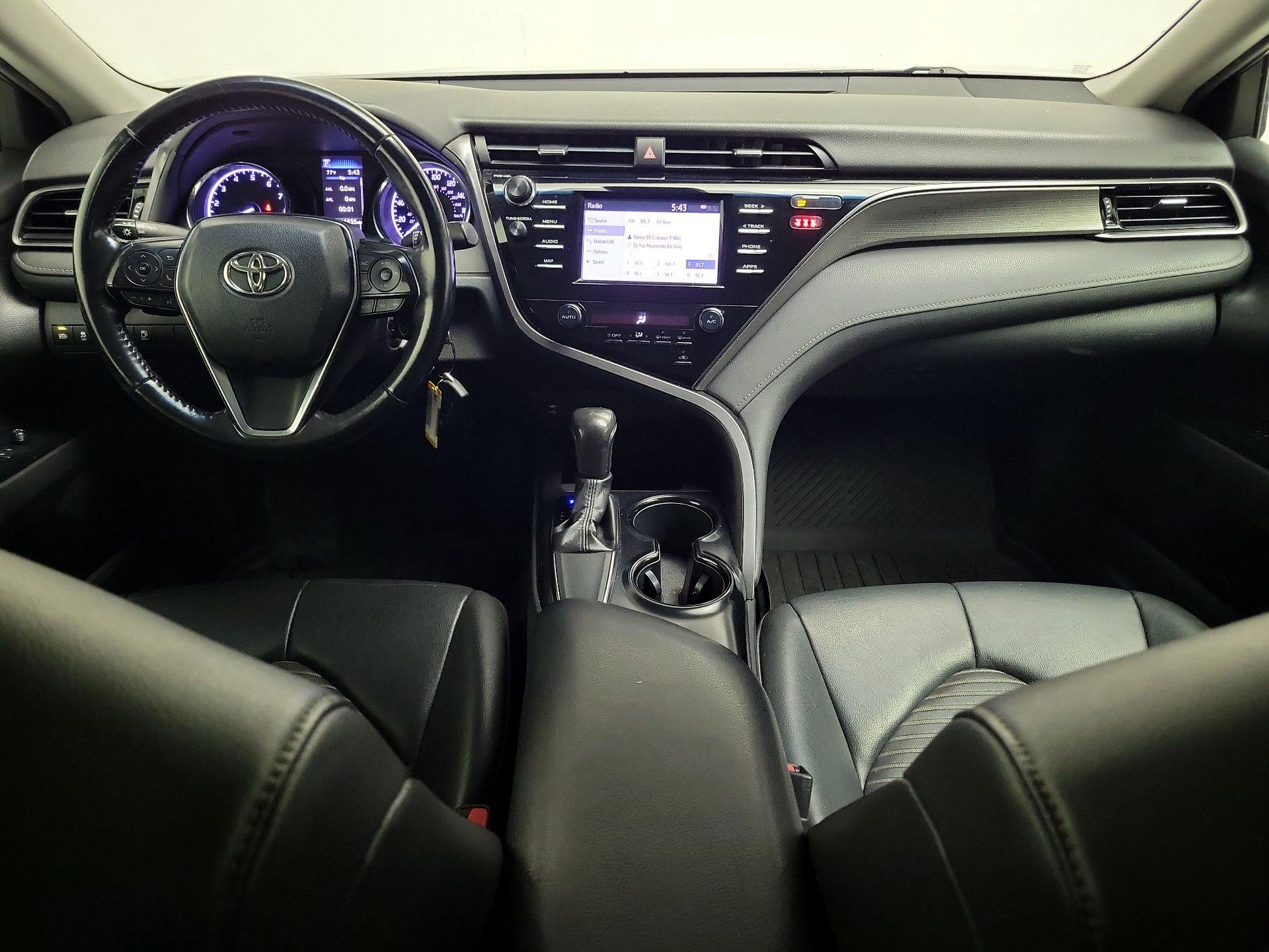 Thumbnail: 2019 Toyota Camry - 9